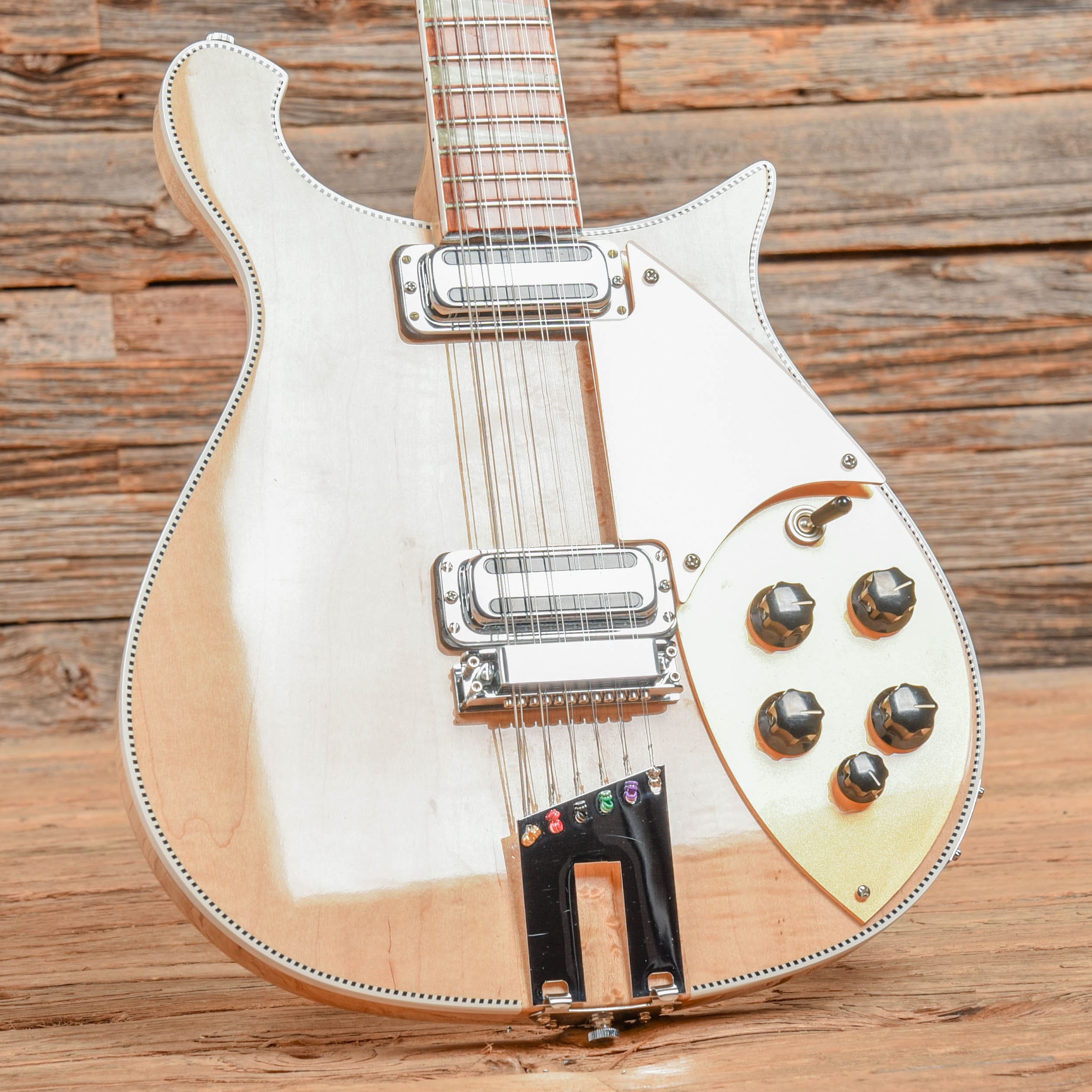 Rickenbacker 660/12 Mapleglo 2000 Electric Guitars / Solid Body