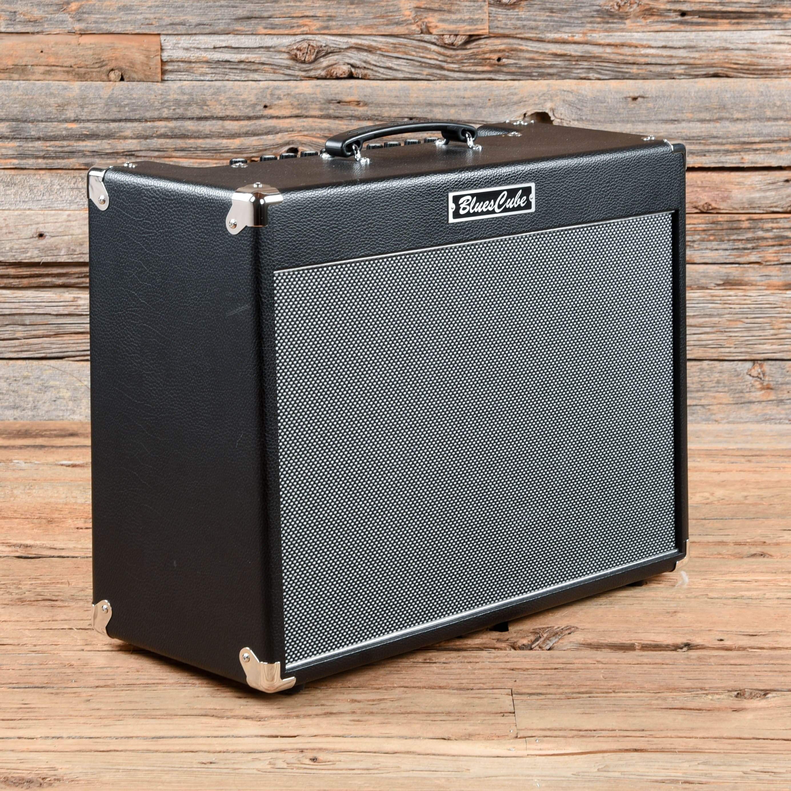 Roland Blues Cube Artist 80w 1x12 Combo w/Footswitch & Ultimate Blues –  Chicago Music Exchange