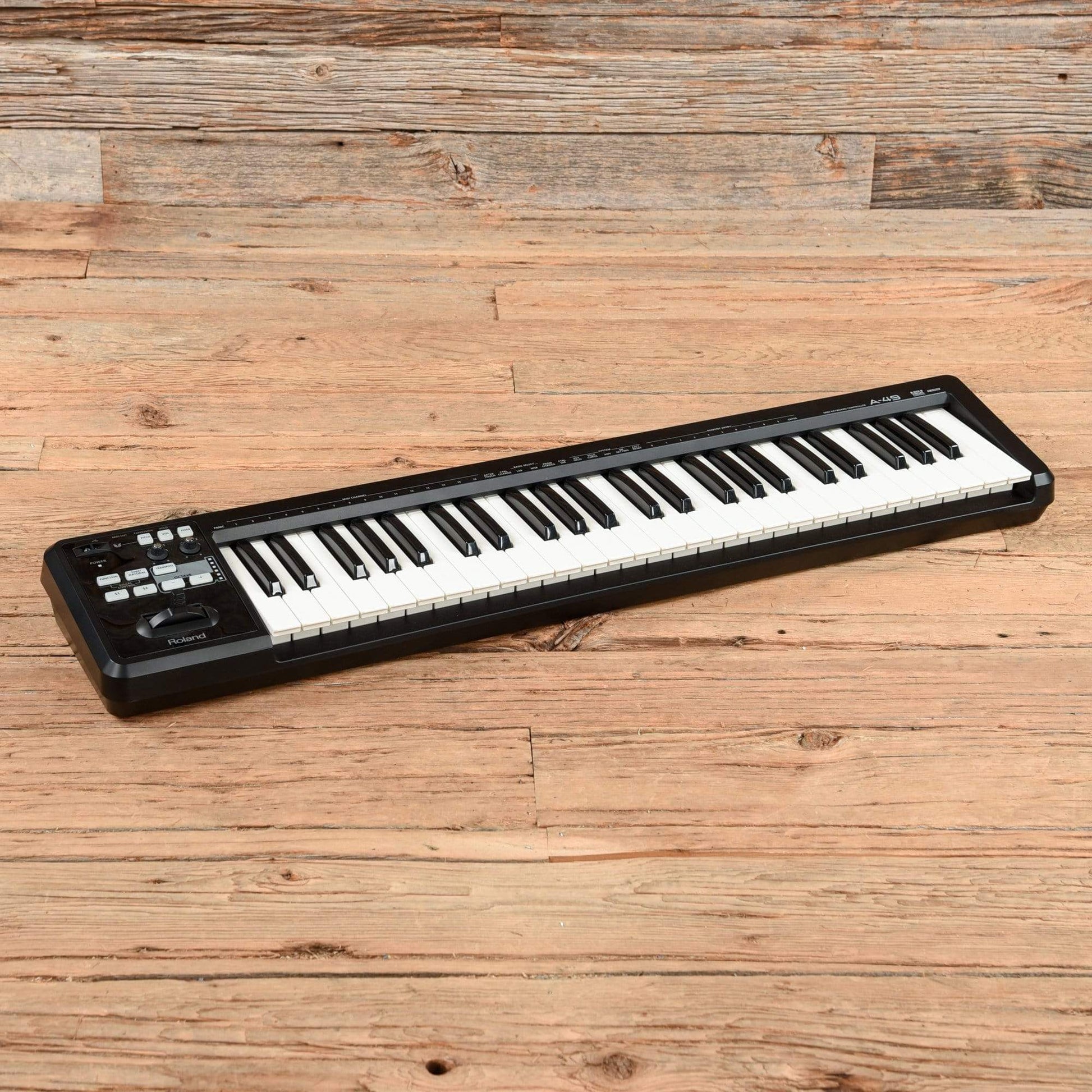 Roland A-49 MIDI Keyboard Controller Keyboards and Synths / Controllers