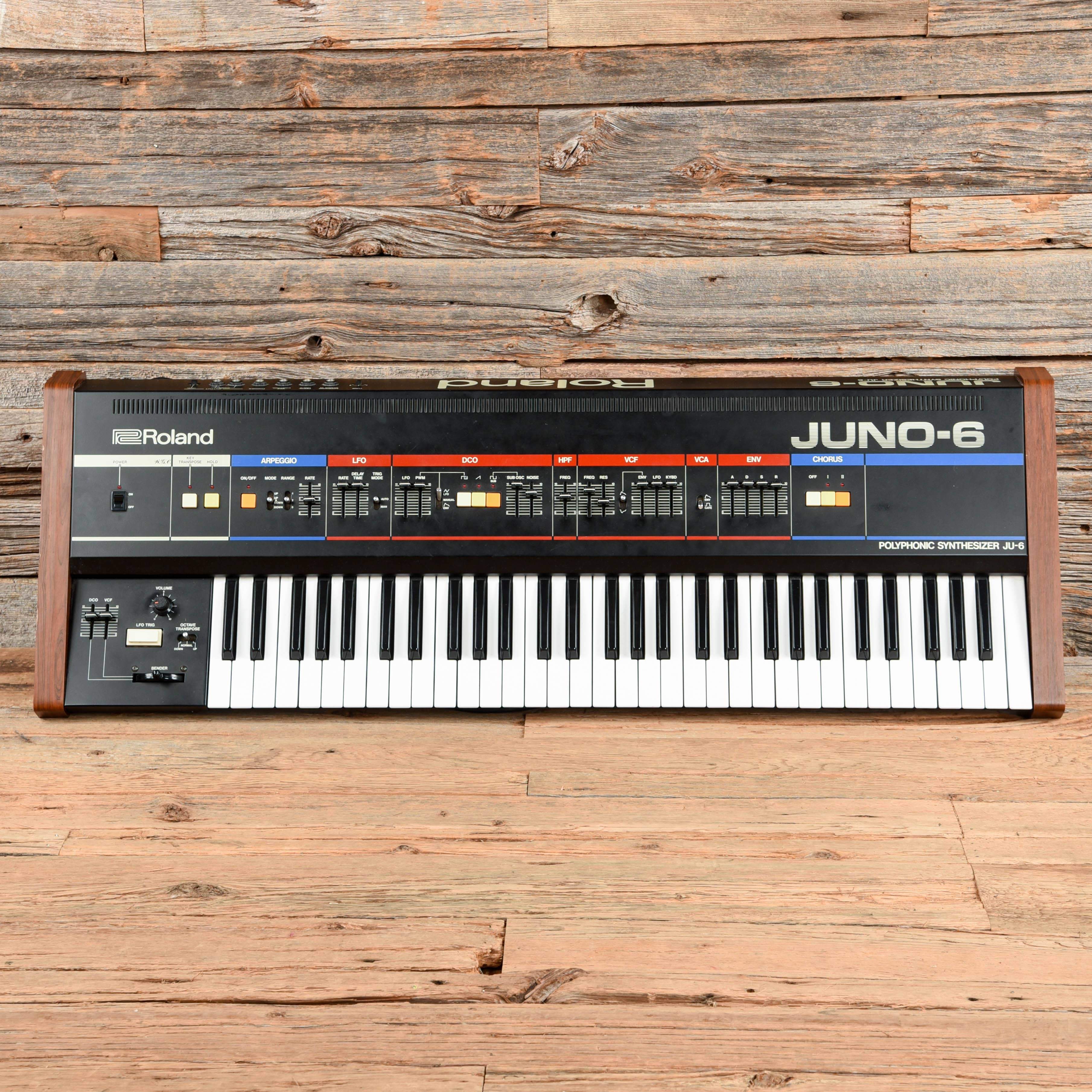 Roland Juno-6 61-Key Polyphonic Synthesizer 1980s Keyboards and Synths / Synths / Analog Synths