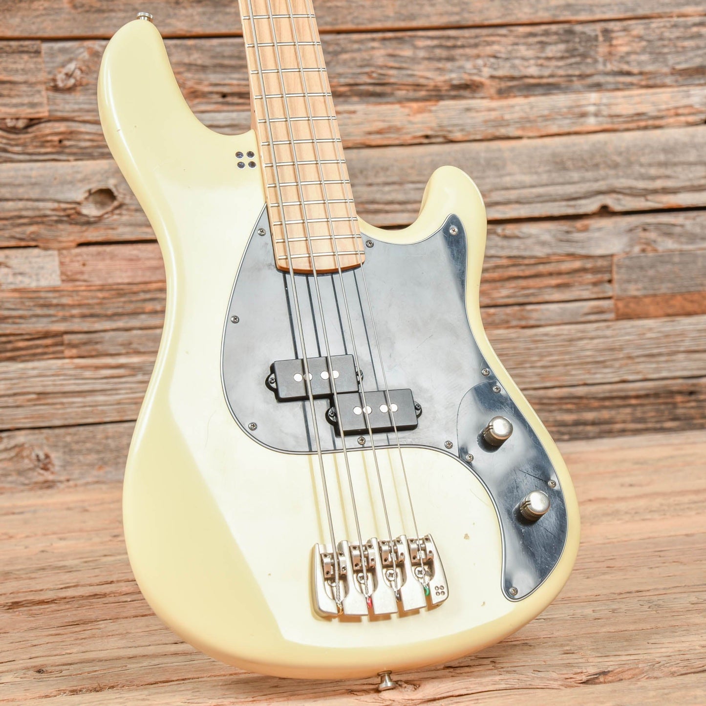 Sandberg Lionel Short-Scale Bass White Bass Guitars / 4-String