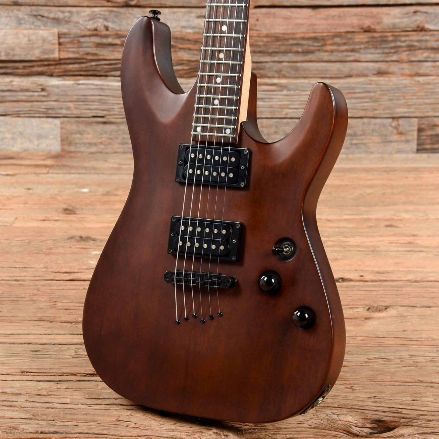 Schecter Diamond Series Omen-6 Walnut 2003 Electric Guitars / Solid Body