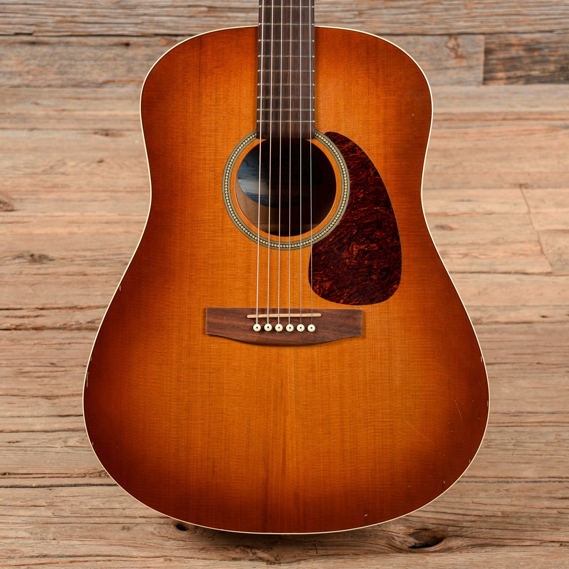 Seagull Entourage Rustic Sunburst Acoustic Guitars / Dreadnought