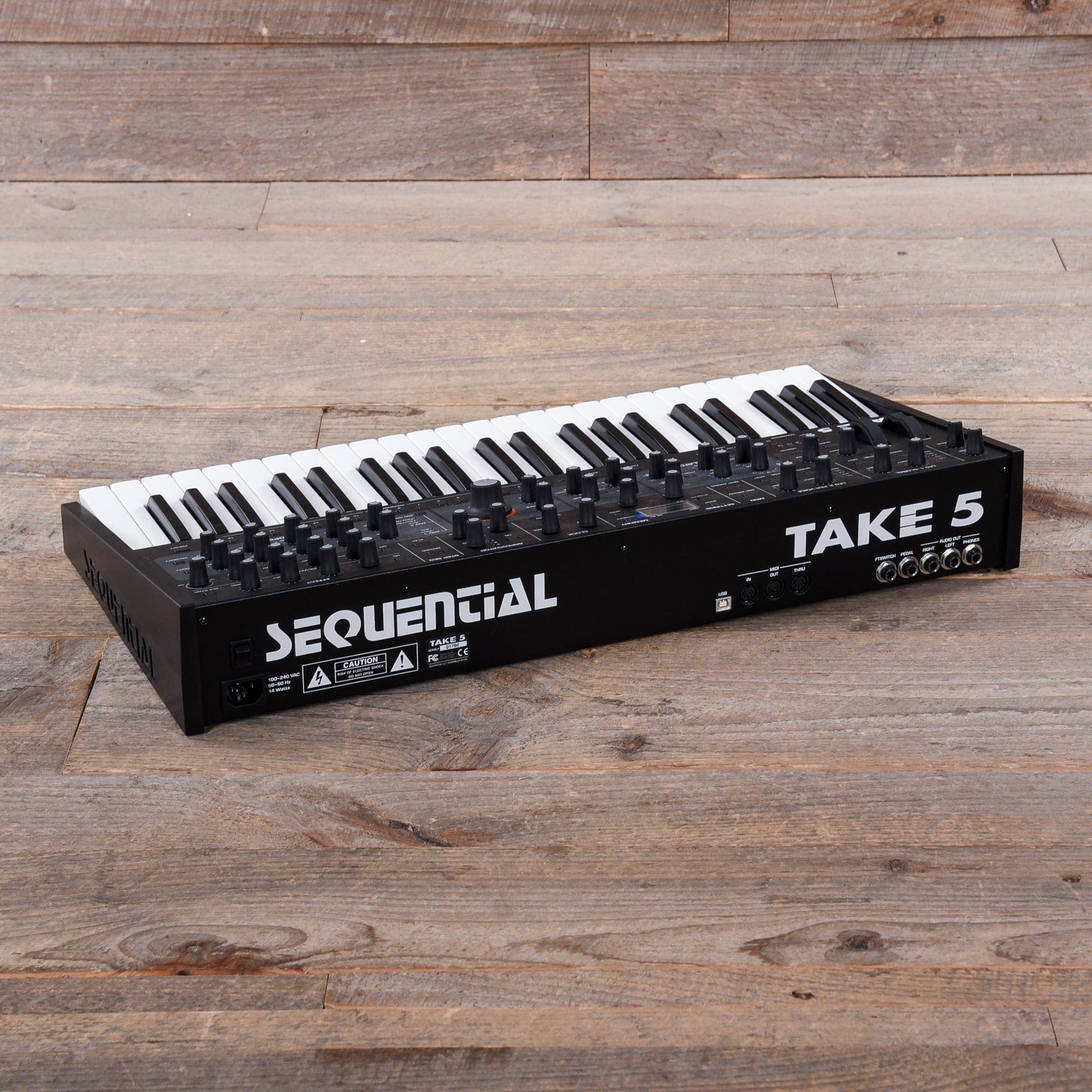 Sequential Take 5 Polyphonic Analog Synthesizer Keyboards and Synths / Synths / Analog Synths