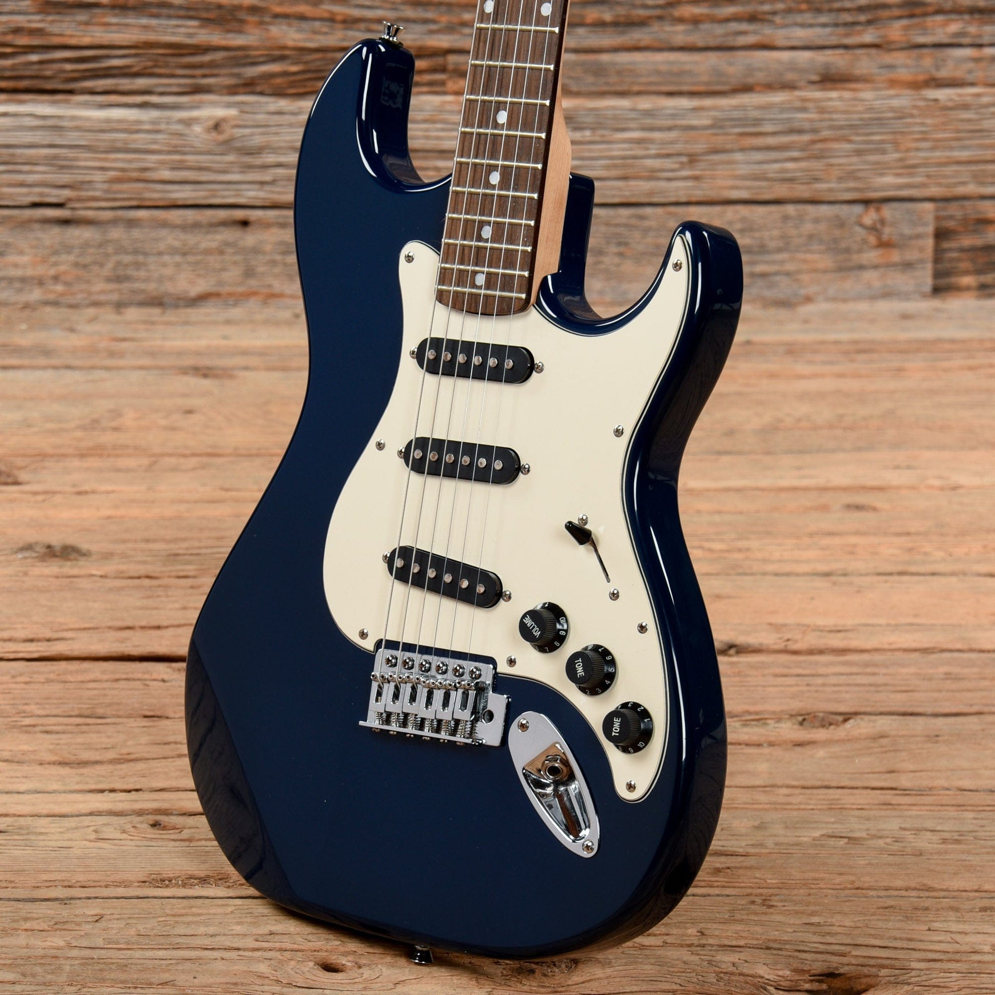 Silvertone Electric Guitar Metallic Blue Electric Guitars / Solid Body