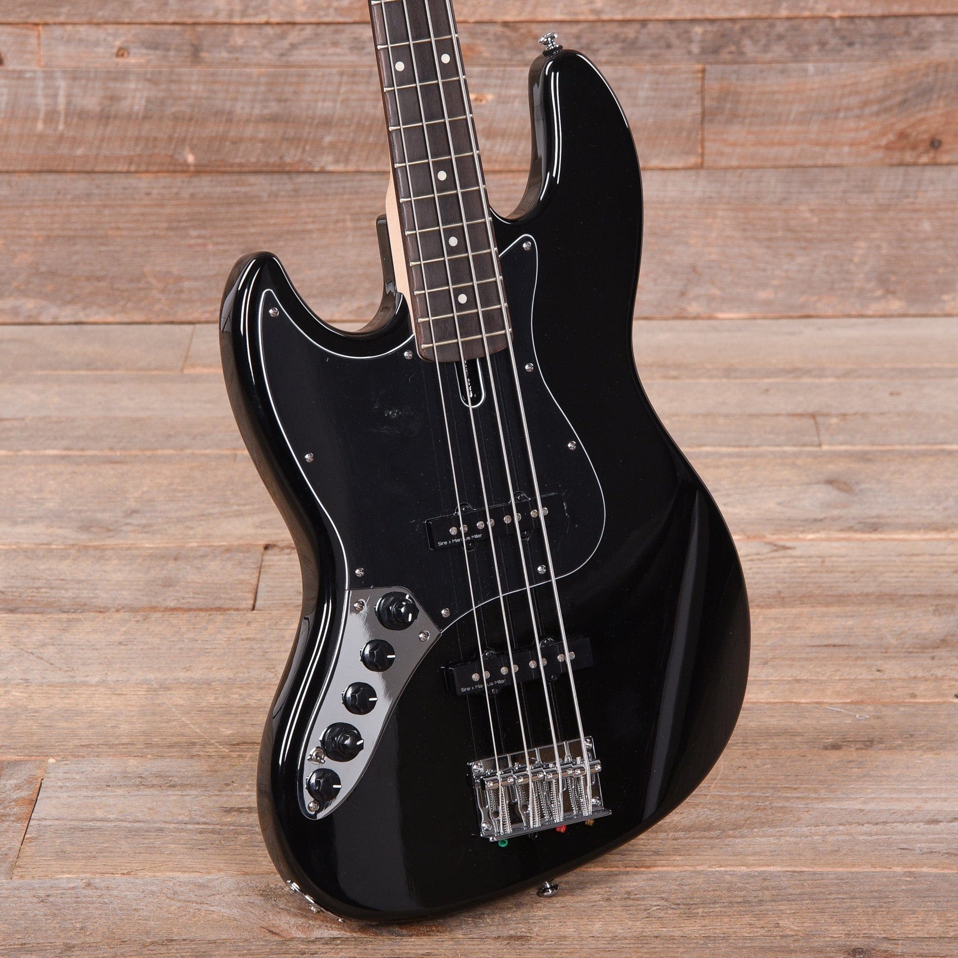 Sire Marcus Miller V3 4-String LEFTY Black (2nd Gen) Bass Guitars / 4-String