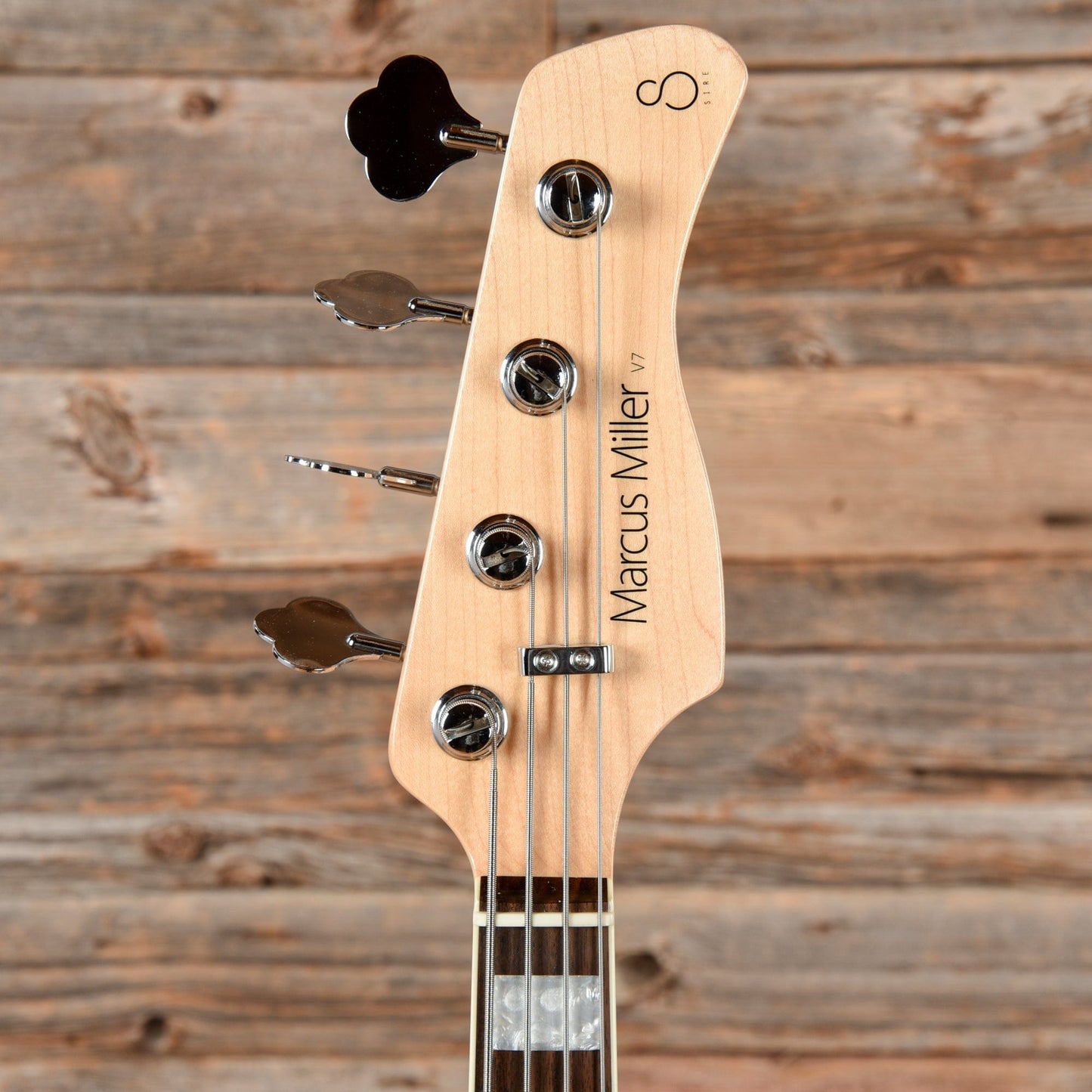 Sire Marcus Miller V7 Sunburst Bass Guitars / 4-String