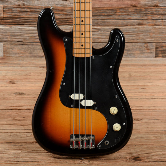 Squier Bullet Bass Sunburst 1984 Bass Guitars / 4-String