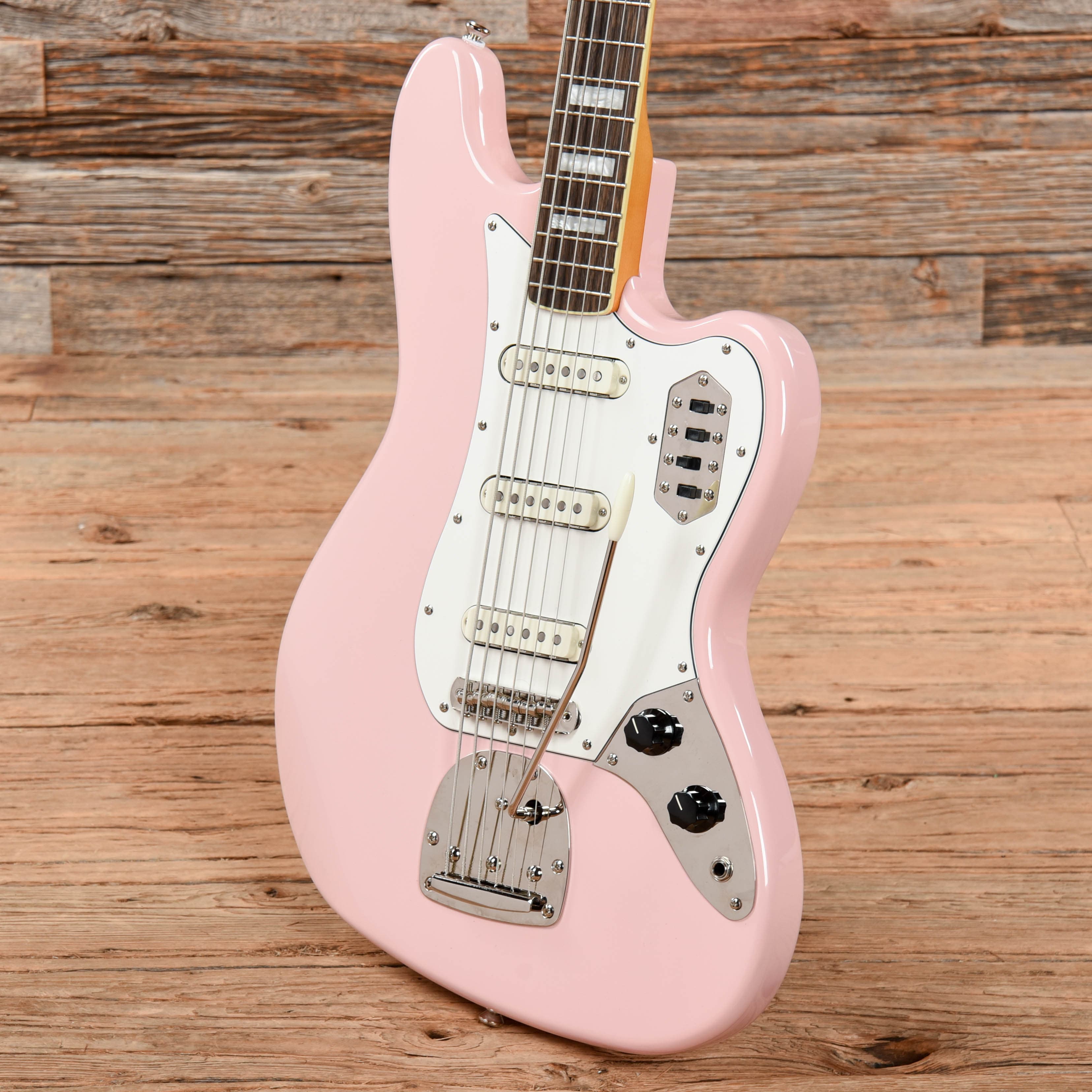 Squier Classic Vibe Bass VI Shell Pink 2021 Bass Guitars / 5-String or More