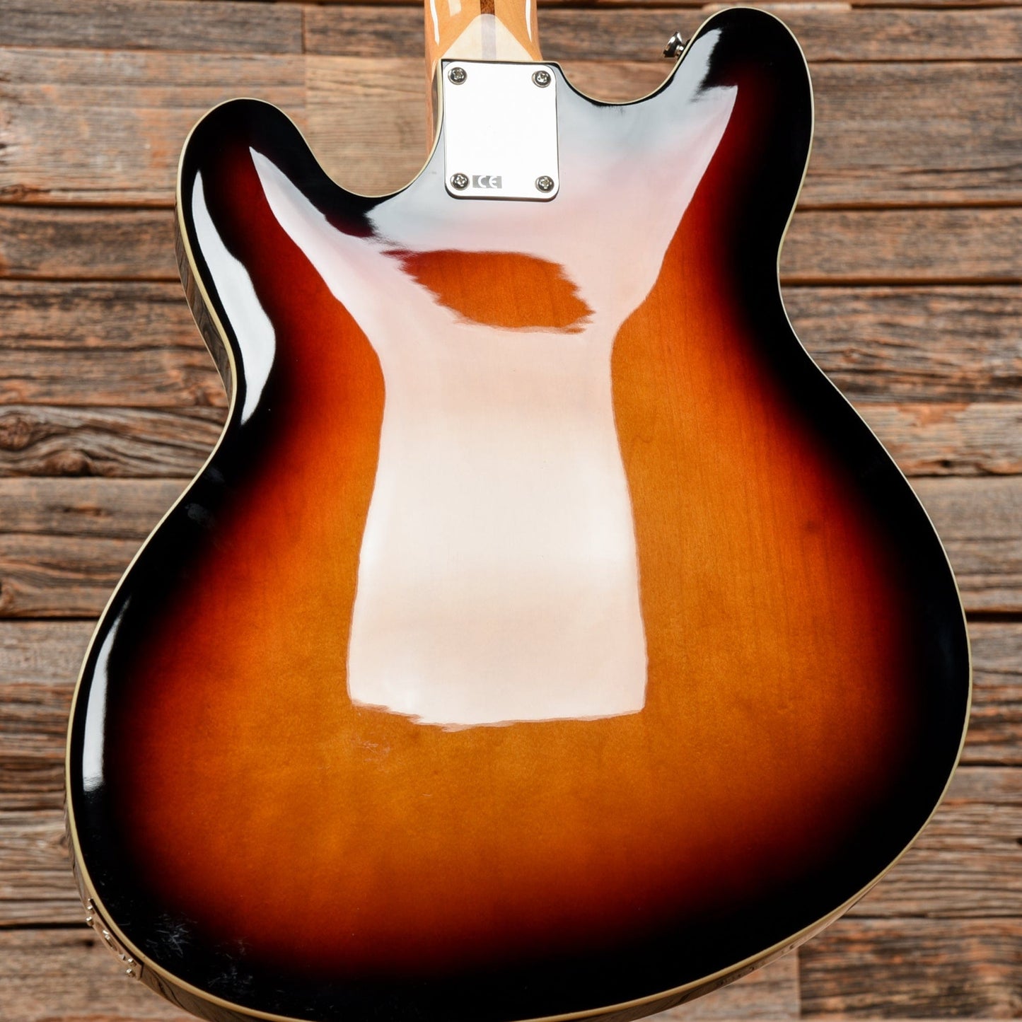 Squier Classic Vibe Starcaster Sunburst Electric Guitars / Semi-Hollow