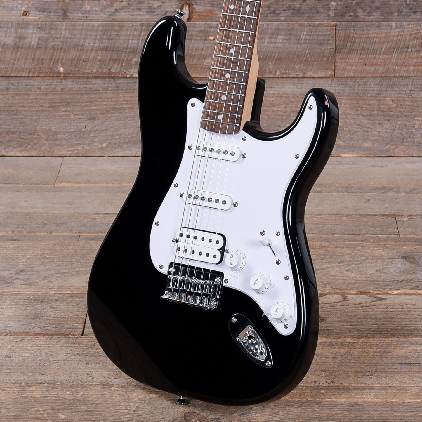 Squier Bullet Stratocaster Hardtail HSS Black Electric Guitars / Solid Body