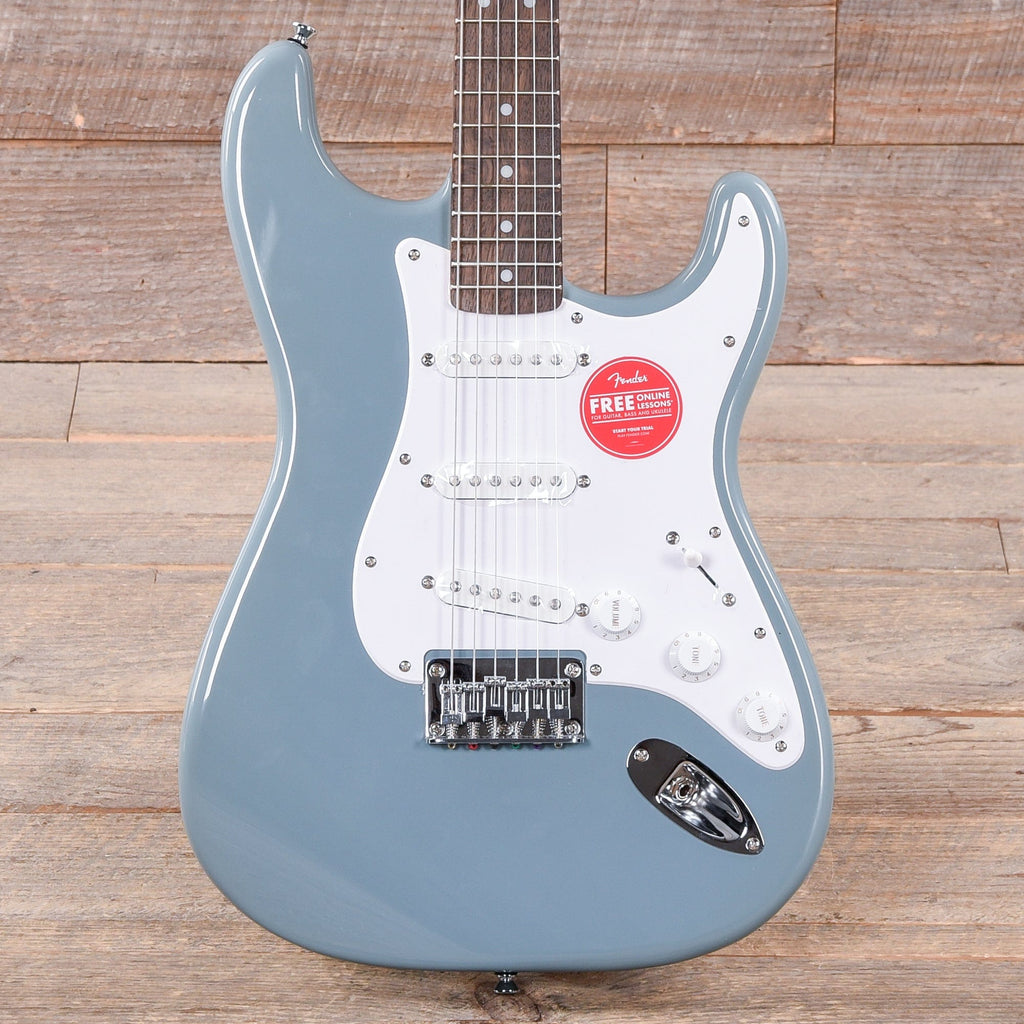 Squier Bullet Stratocaster HT Sonic Grey – Chicago Music Exchange