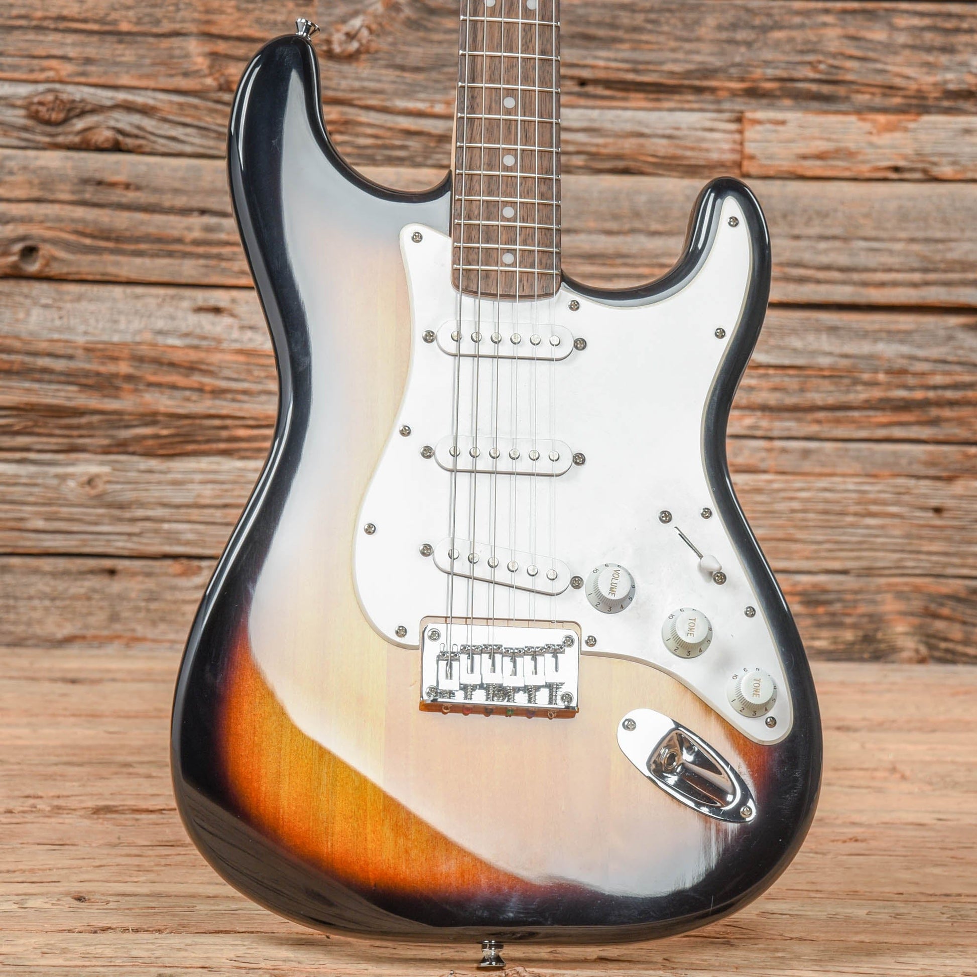 Squier Bullet Stratocaster Sunburst 2018 Electric Guitars / Solid Body