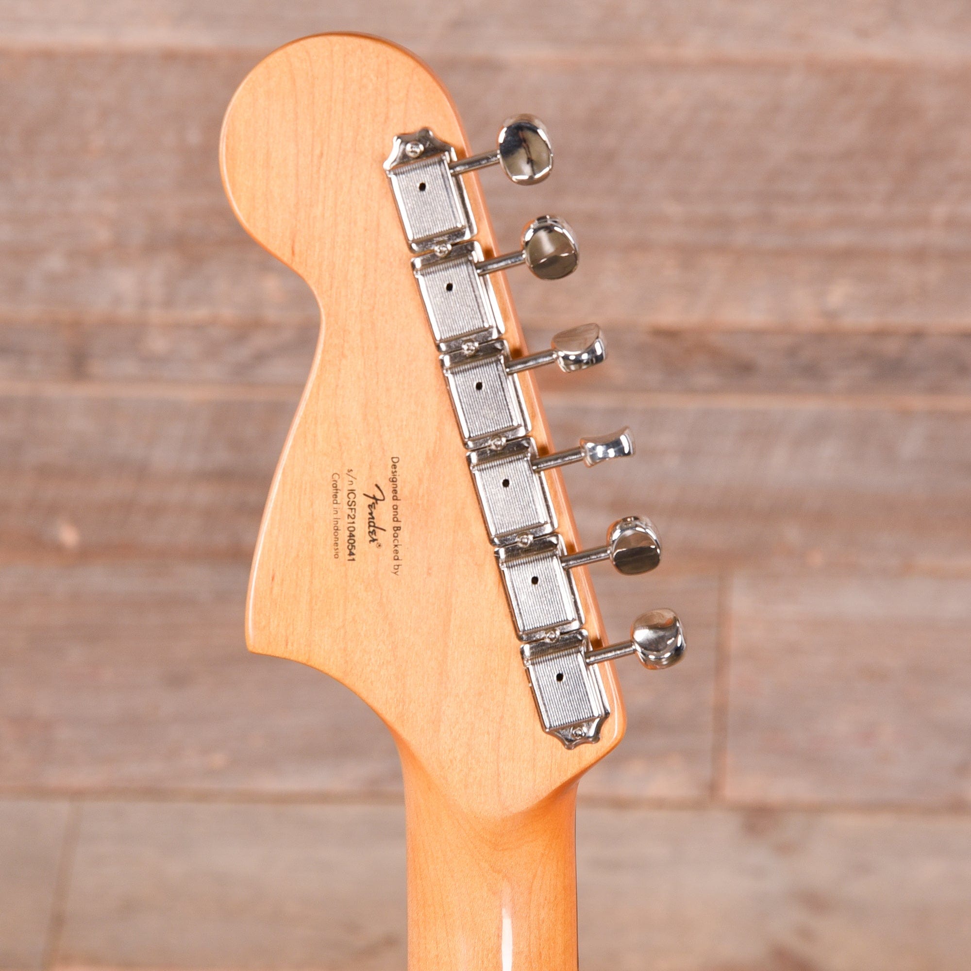 Squier Classic Vibe '60s Jaguar Shell Pink w/Matching Headcap & 3-Ply Mint Pickguard Electric Guitars / Solid Body