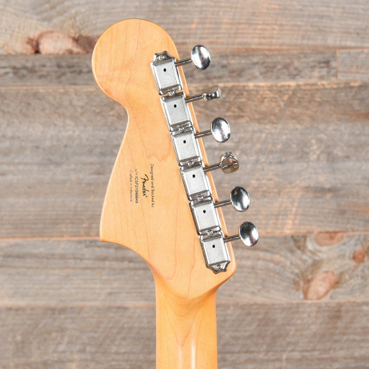 Squier Classic Vibe '60s Jaguar Shell Pink w/Matching Headcap & 3-Ply Mint Pickguard Electric Guitars / Solid Body