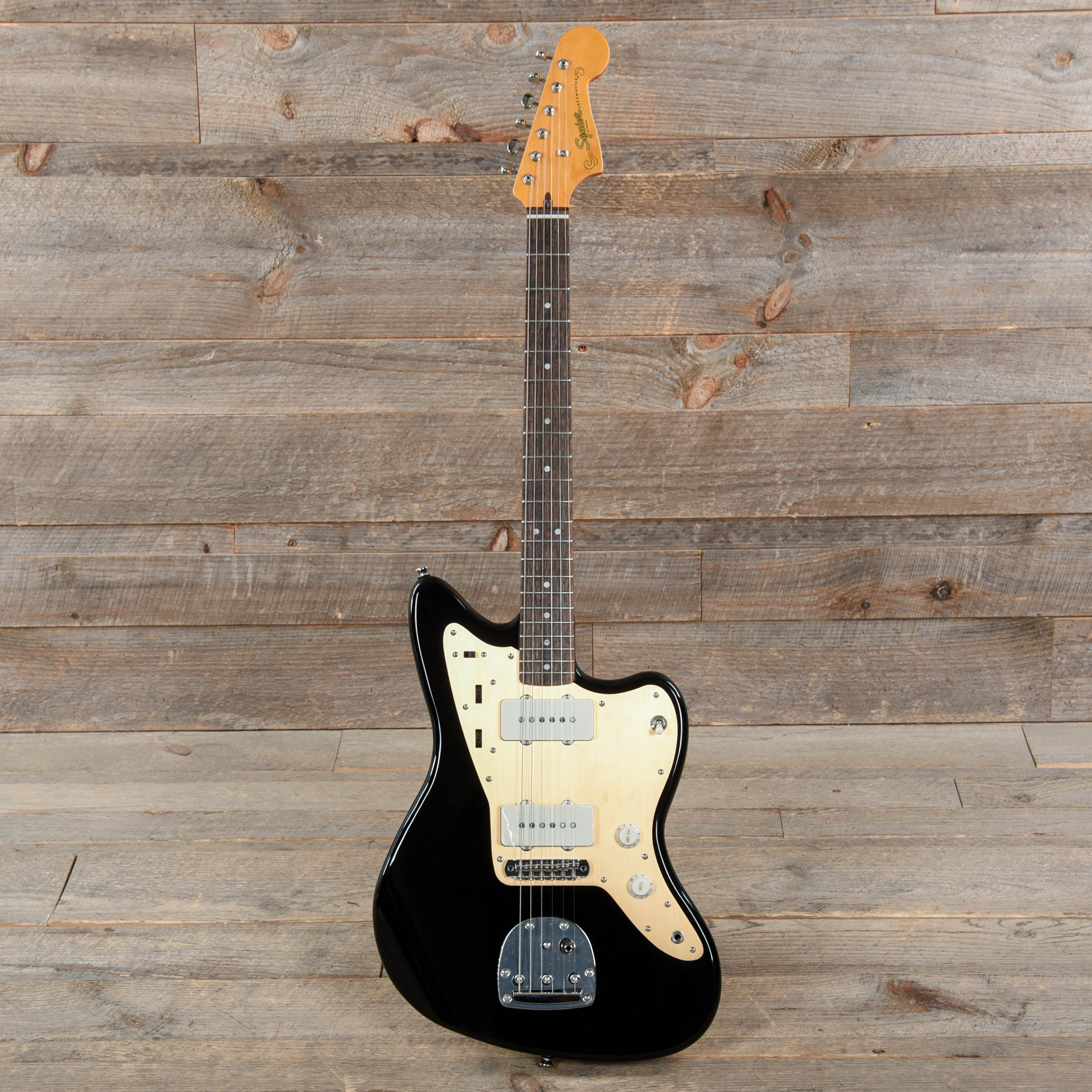 Squier Classic Vibe '60s Jazzmaster Black w/Gold Anodized Pickguard Electric Guitars / Solid Body