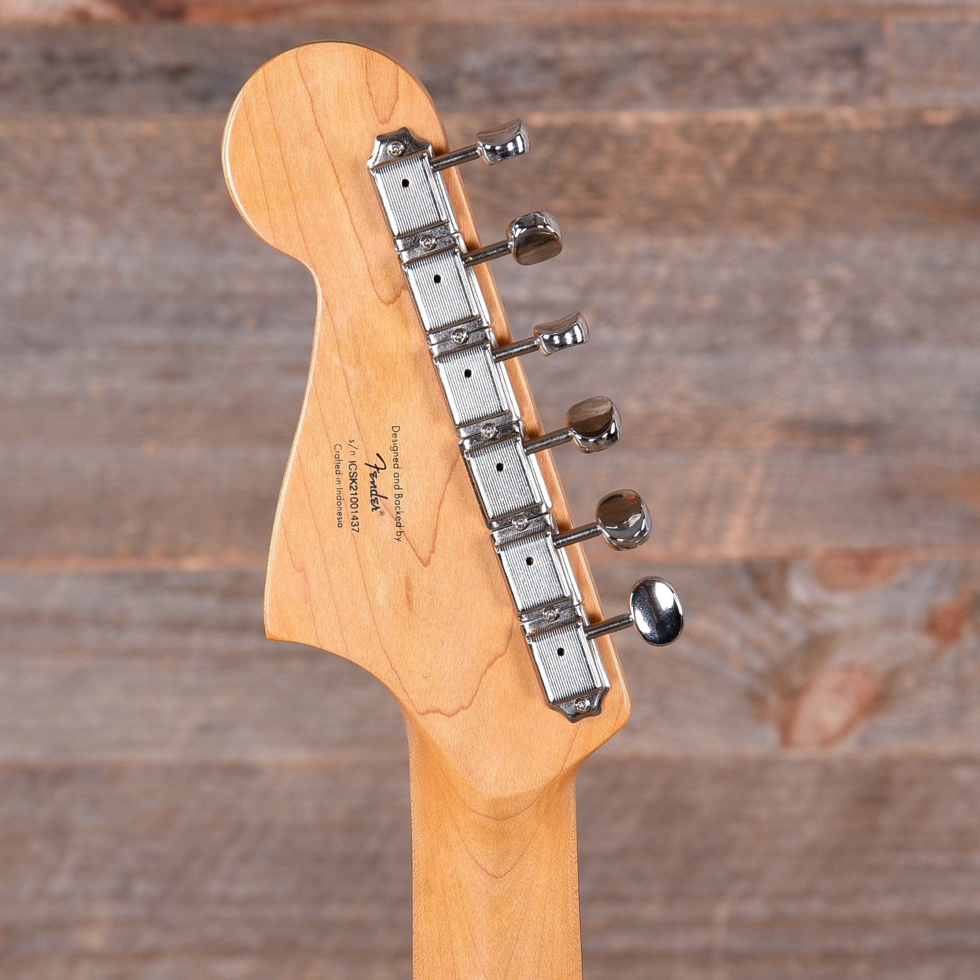 Squier Classic Vibe '60s Jazzmaster Purple Metallic w/Anodized Gold Pickguard Electric Guitars / Solid Body