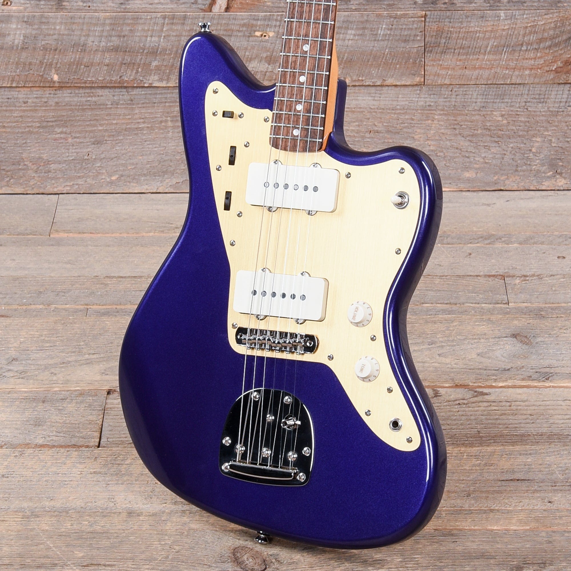 Squier Classic Vibe '60s Jazzmaster Purple Metallic w/Anodized Gold Pickguard Electric Guitars / Solid Body