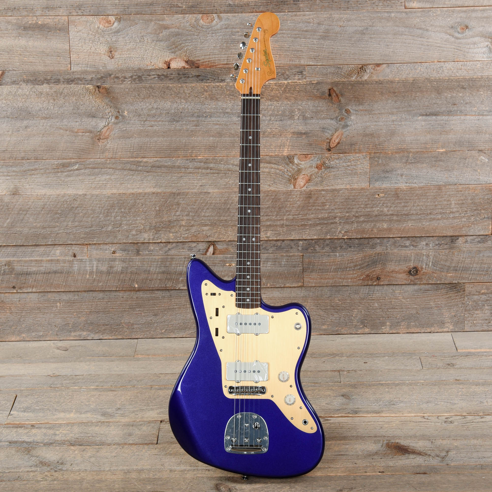 Squier Classic Vibe '60s Jazzmaster Purple Metallic w/Anodized Gold Pickguard Electric Guitars / Solid Body