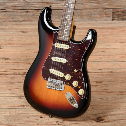 Squier Classic Vibe '60s Stratocaster Sunburst 2017 Electric Guitars / Solid Body