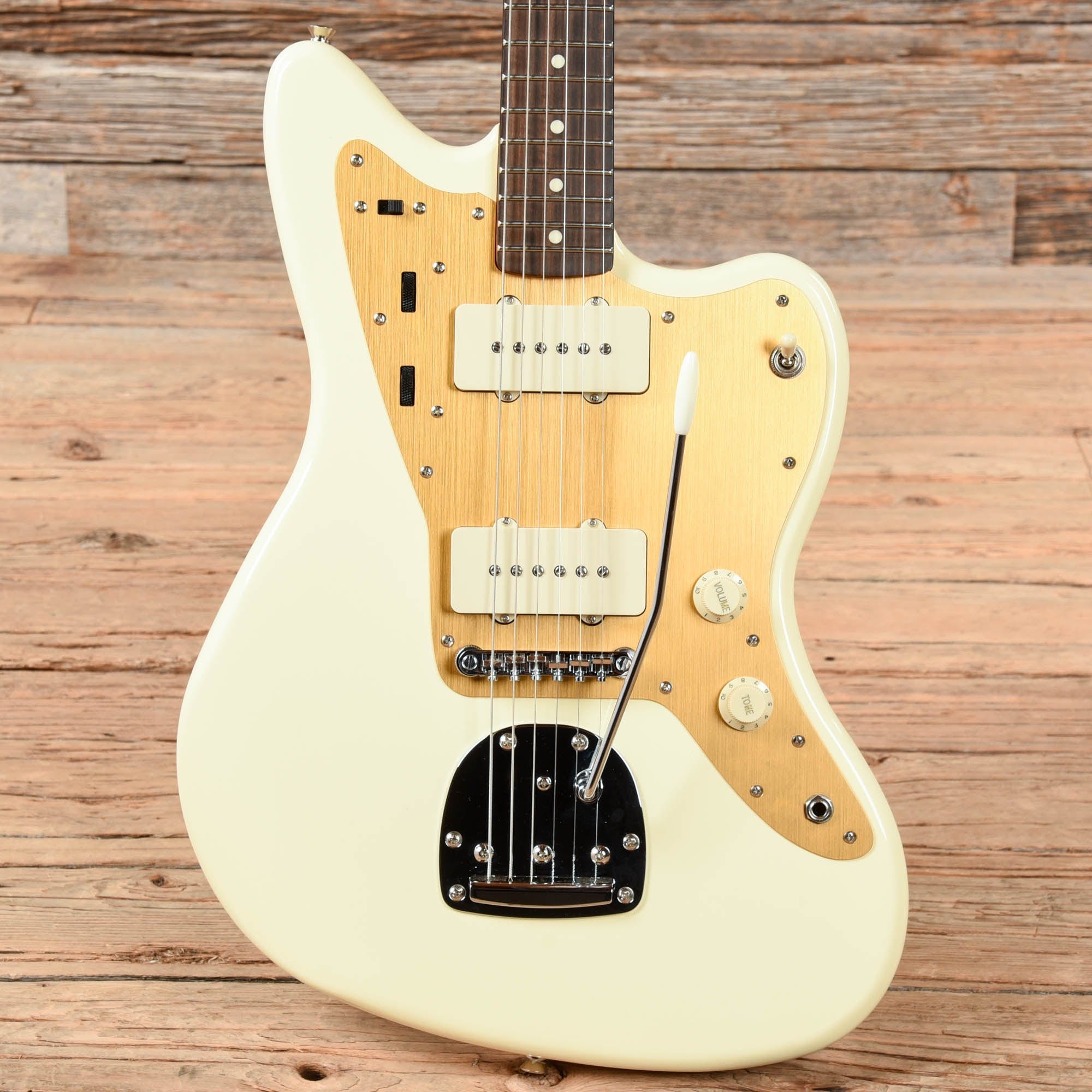 Squier J Mascis Jazzmaster Vintage White – Chicago Music Exchange