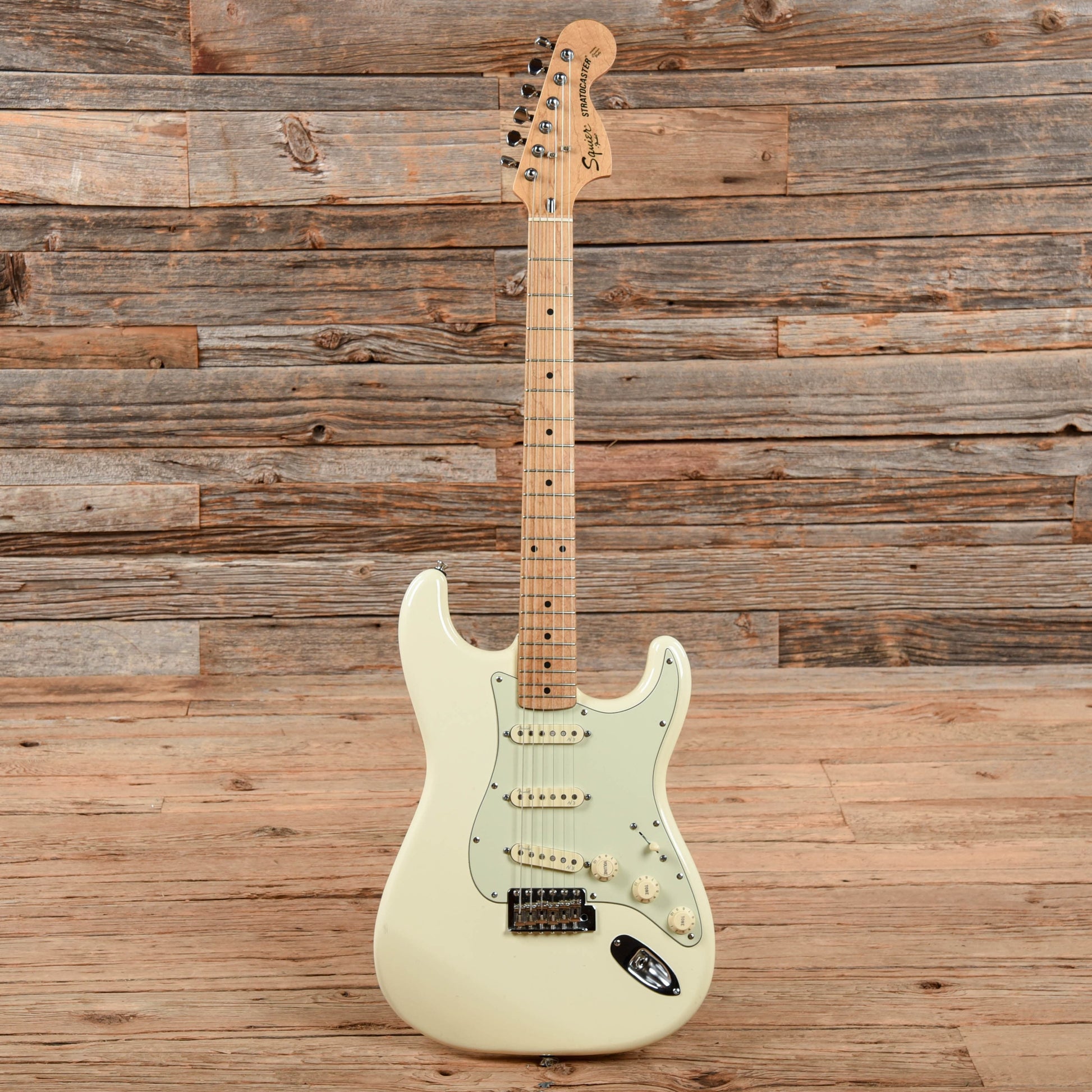 Squier Japan Stratocaster White Electric Guitars / Solid Body