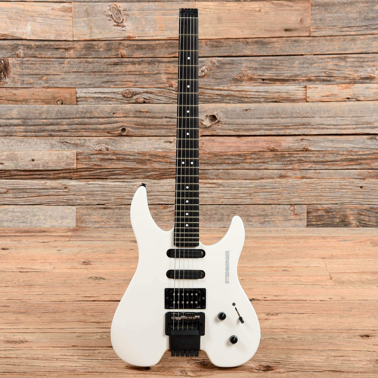 Steinberger GR4 White Electric Guitars / Solid Body