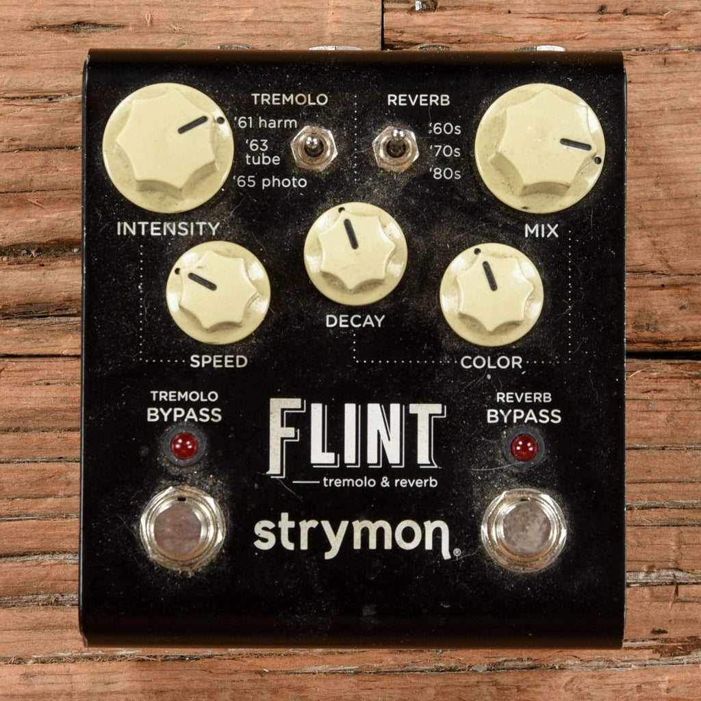 Strymon Flint Tremolo & Reverb Pedal – Chicago Music Exchange