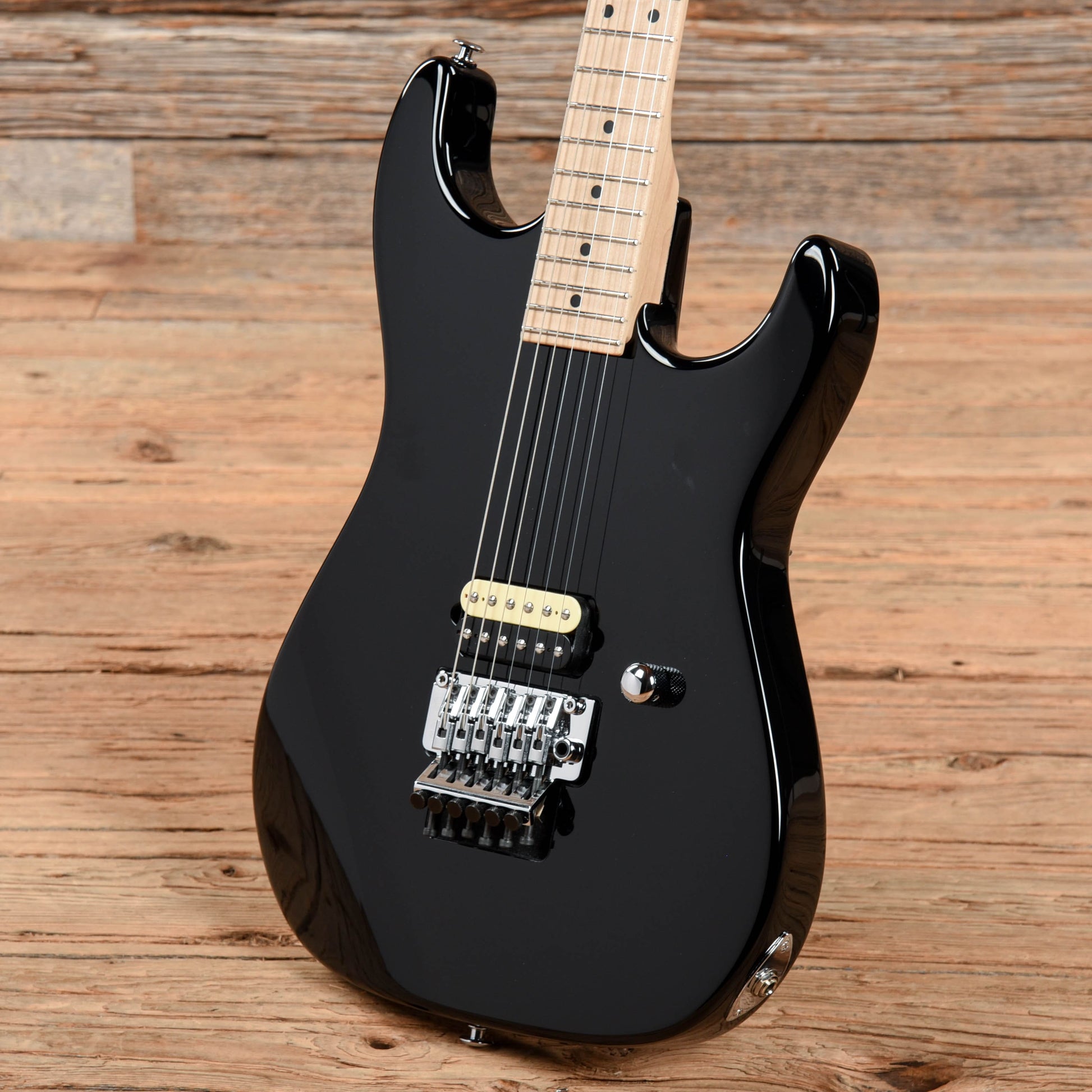 Suhr Custom Standard 80s Flashback Classic Black Black Electric Guitars / Solid Body