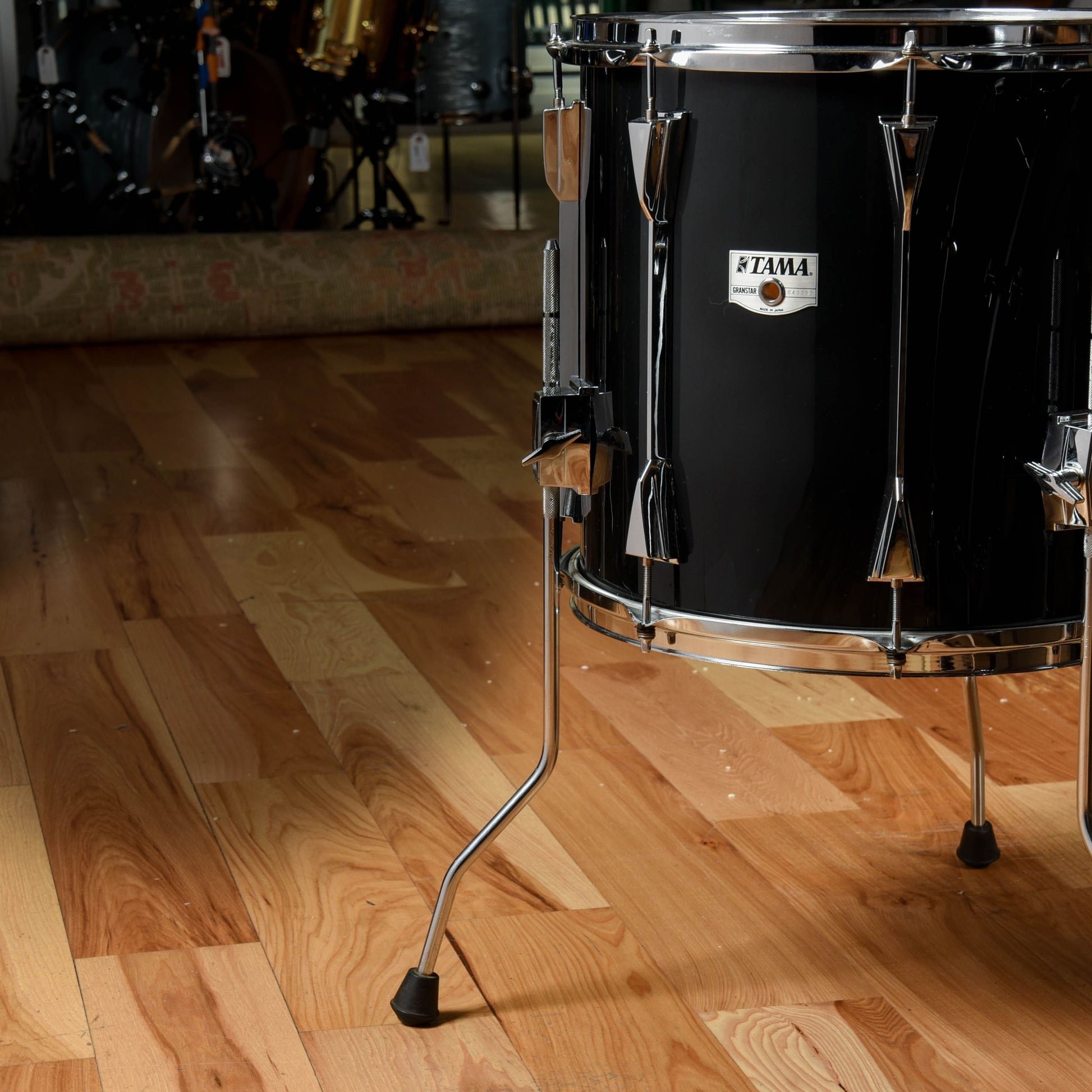 Tama Granstar 22, 8, 11, 13, 15, 18 6pc Birch Black Drum Kit Drums and Percussion / Acoustic Drums / Full Acoustic Kits