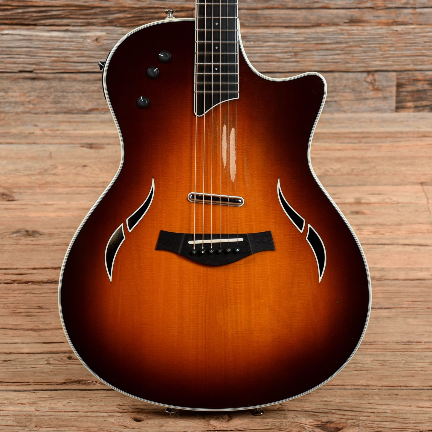 Taylor T5-S Standard Spruce Sunburst 2005 Acoustic Guitars / Built-in Electronics