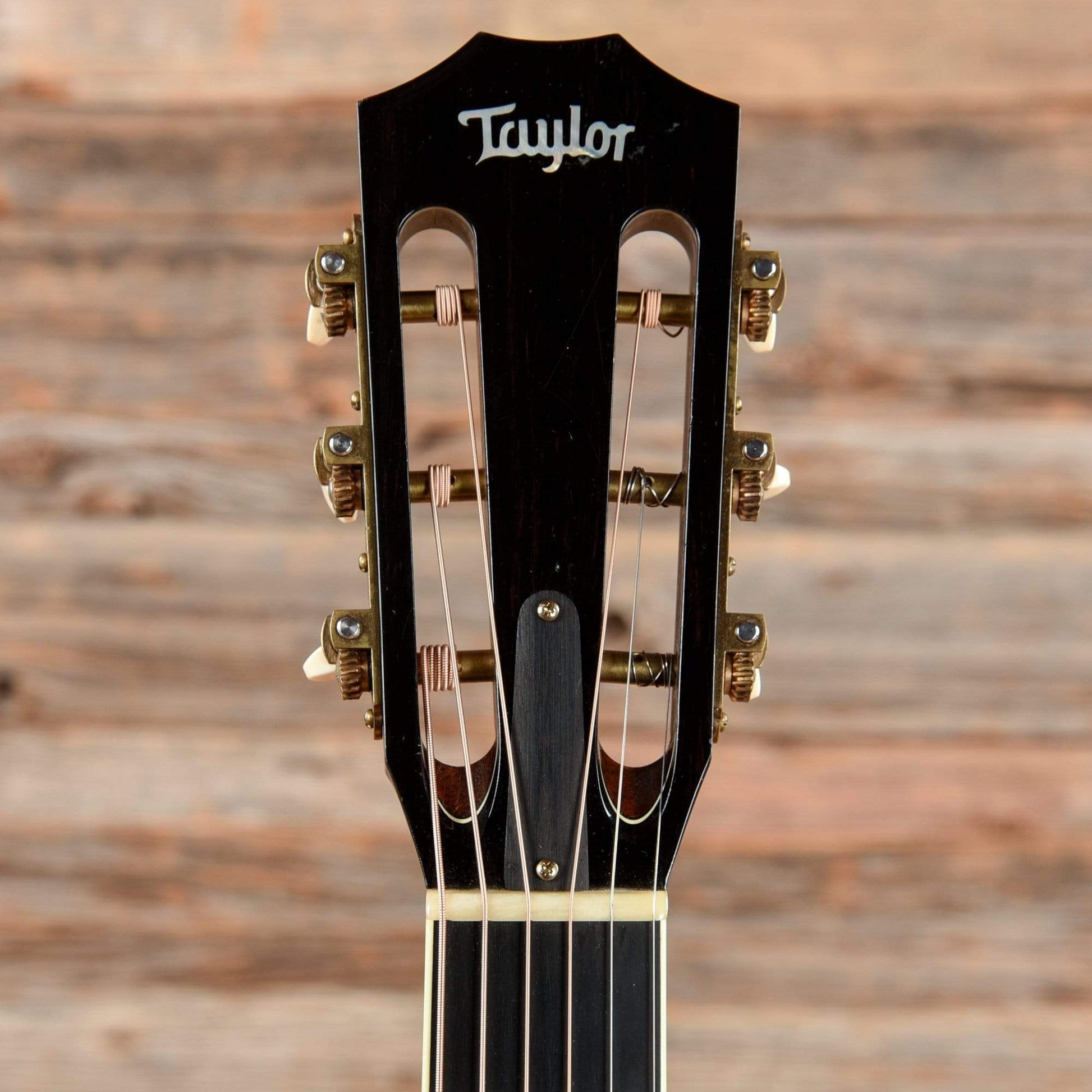 Taylor 30th Anniversary XXX-MC Natural 2004 – Chicago Music Exchange