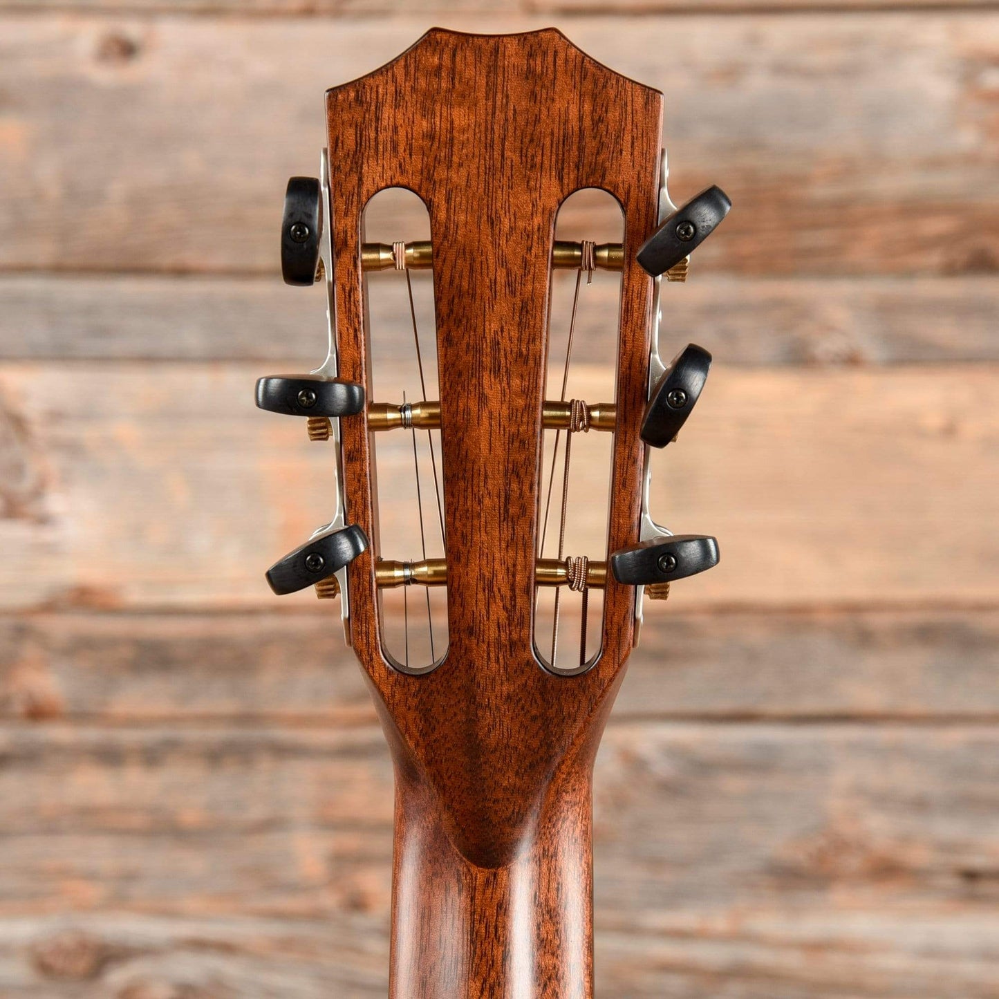 Taylor 322ce 12-Fret with V-Class Bracing Shaded Edge Burst 2019 Acoustic Guitars / Concert