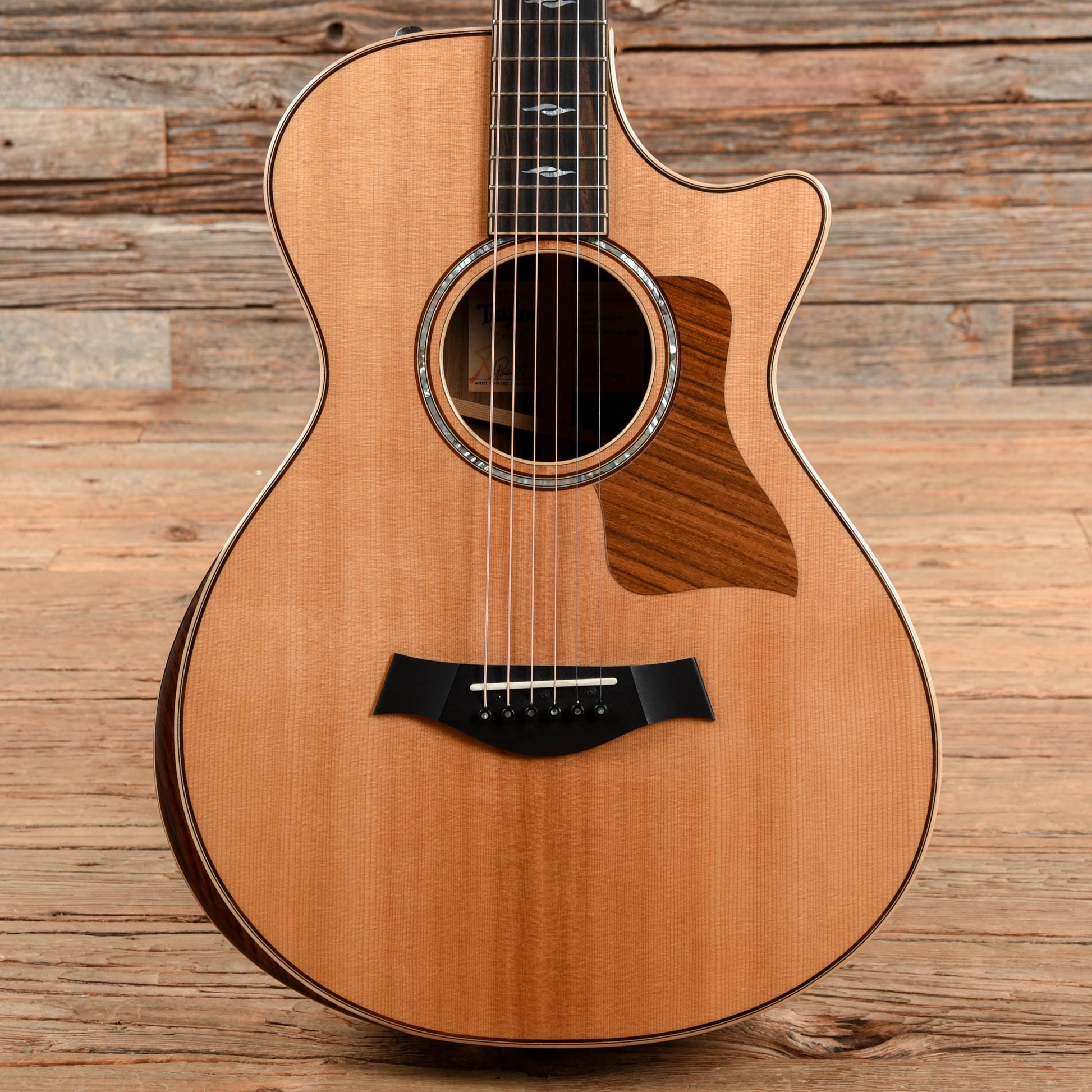 Taylor 812ce 12-Fret DLX with V-Class Bracing Natural 2019 Acoustic Guitars / Concert