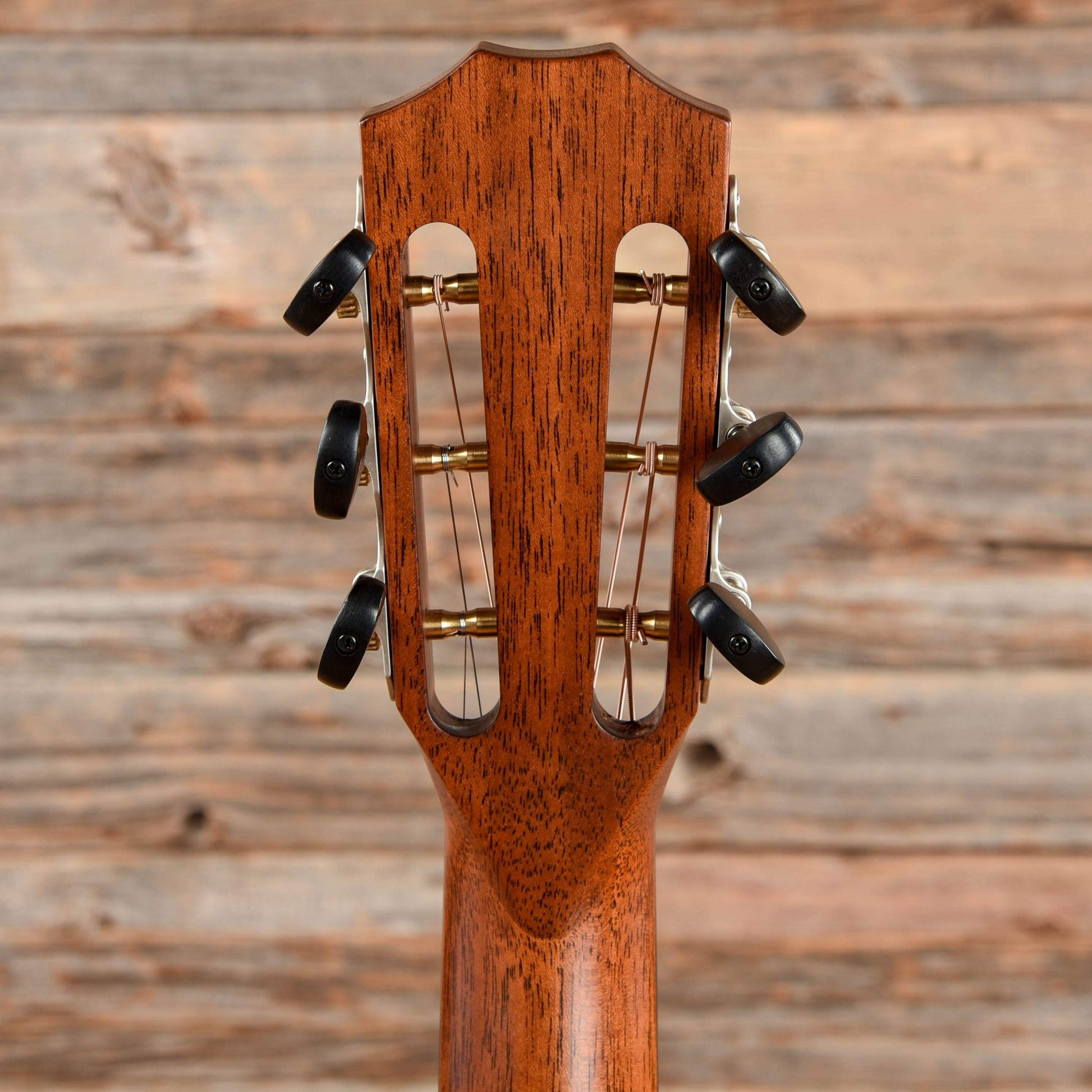 Taylor 812ce 12-Fret DLX with V-Class Bracing Natural 2019 Acoustic Guitars / Concert