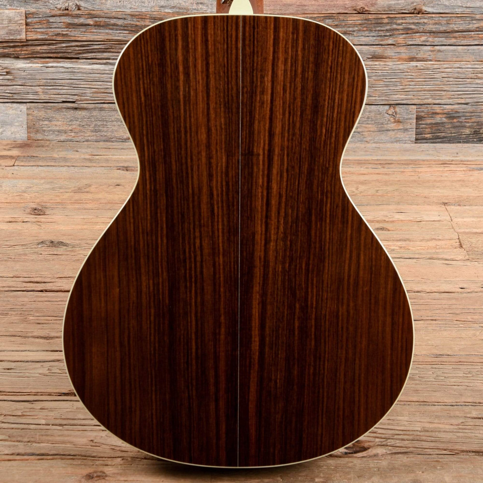 Taylor GC8 Natural Acoustic Guitars / Concert