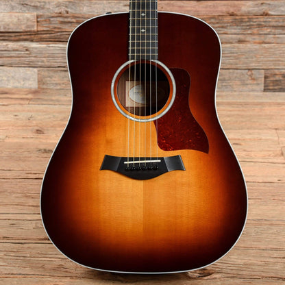 Taylor 210e-SB DLX Sunburst 2015 Acoustic Guitars / Dreadnought