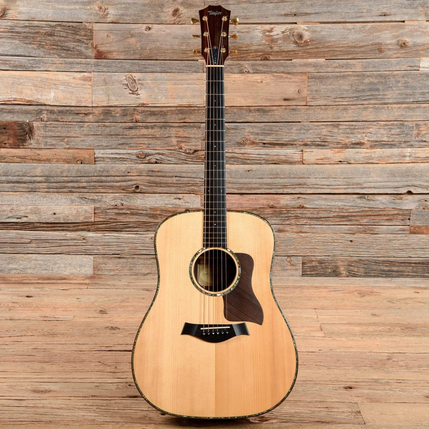 Taylor Custom Dreadnought Natural 2011 Acoustic Guitars / Dreadnought