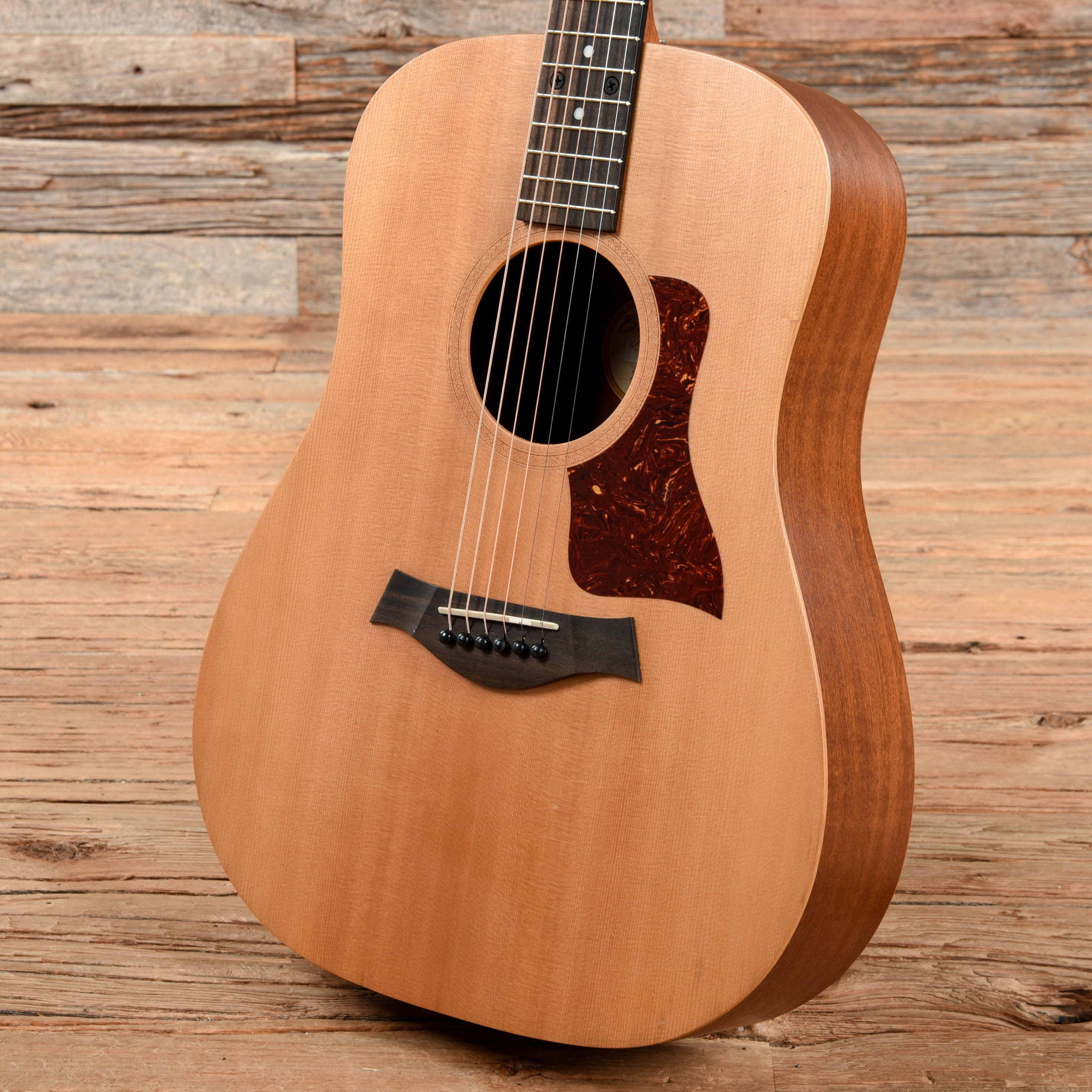 Taylor 307-GB Big Baby Natural 2002 – Chicago Music Exchange