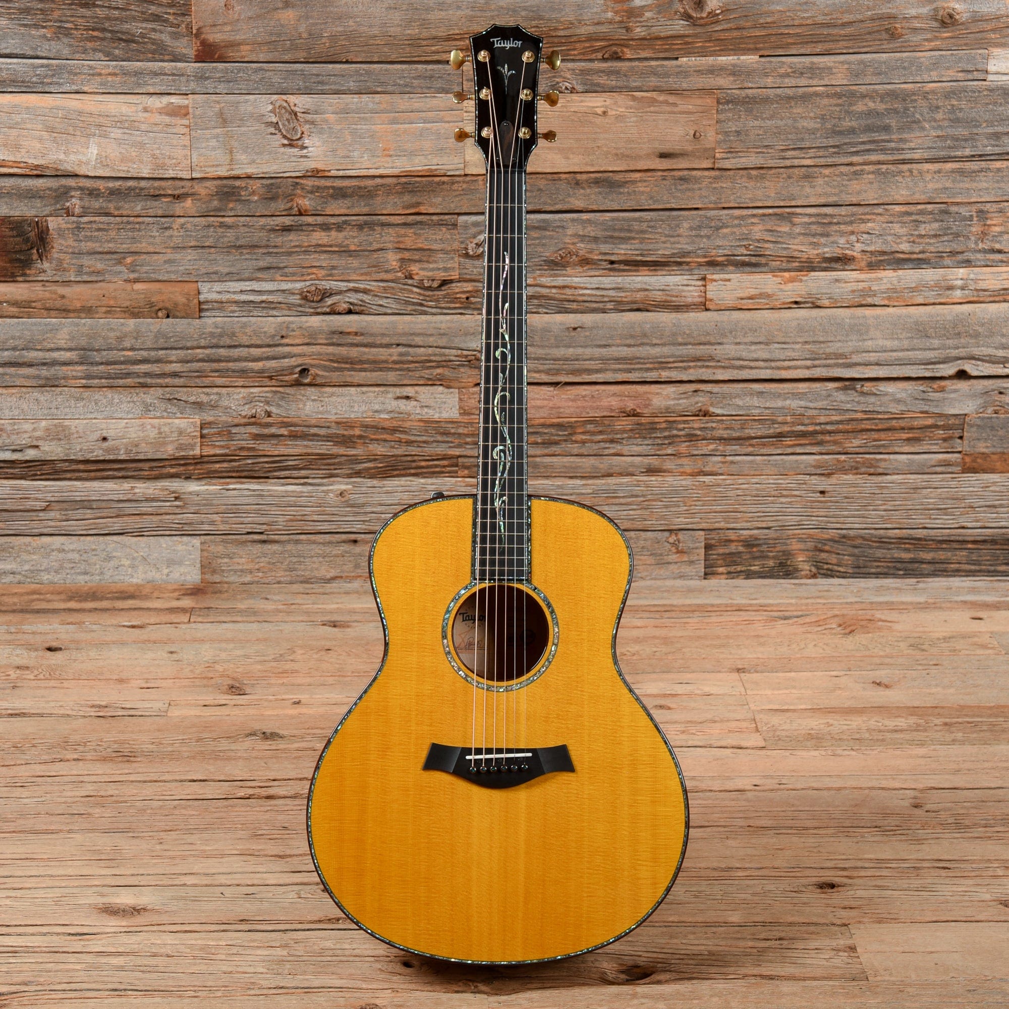 Taylor Custom Grand Symphony Sitka/Quilt Maple Aged Toner Top w/Amber Back/Sides/Neck Acoustic Guitars / OM and Auditorium