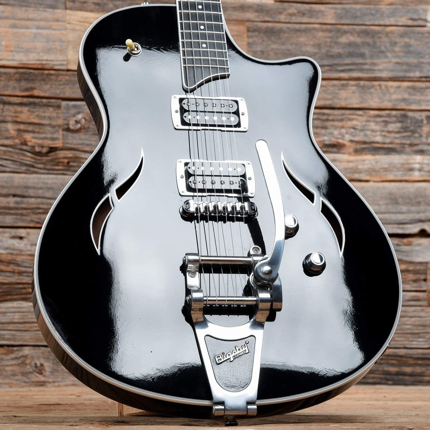 Taylor T3/B Black 2010 Electric Guitars / Semi-Hollow