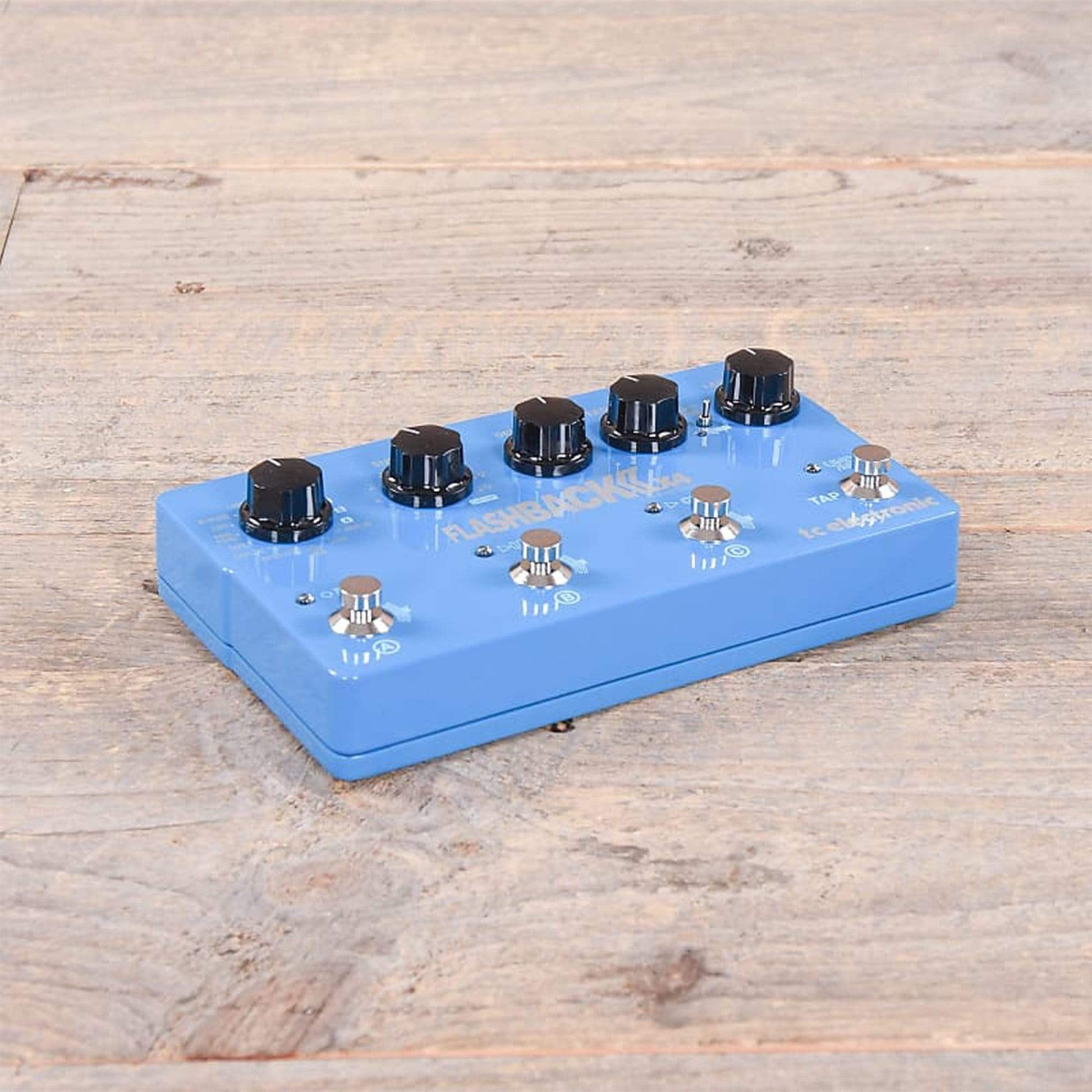 TC Electronic Flashback 2 X4 Delay FBAU Effects and Pedals / Delay