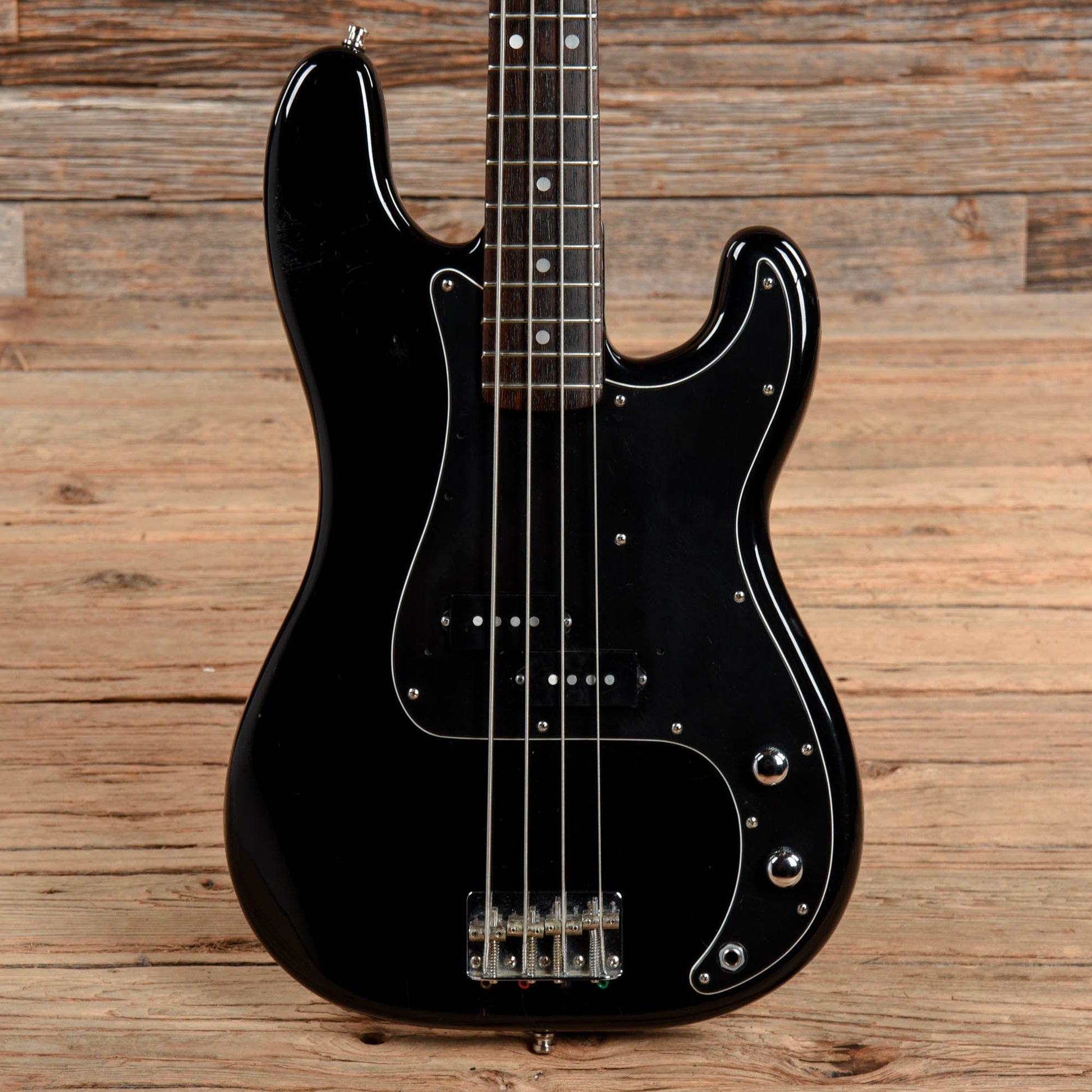 Tokai Hard Puncher Black 1981 Bass Guitars / 4-String