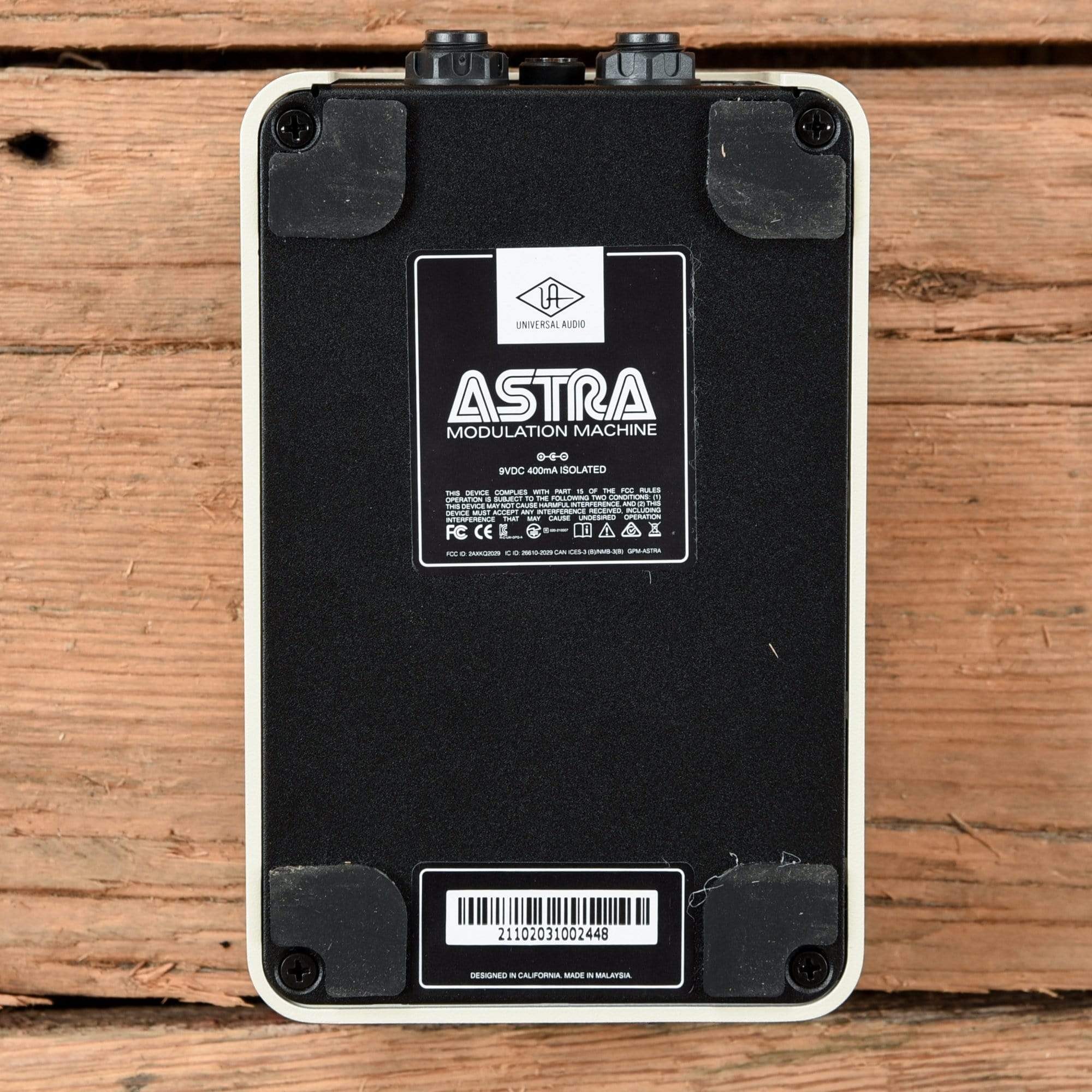 Universal Audio Astra Modulation Machine Pedal Effects and Pedals / Multi-Effect Unit