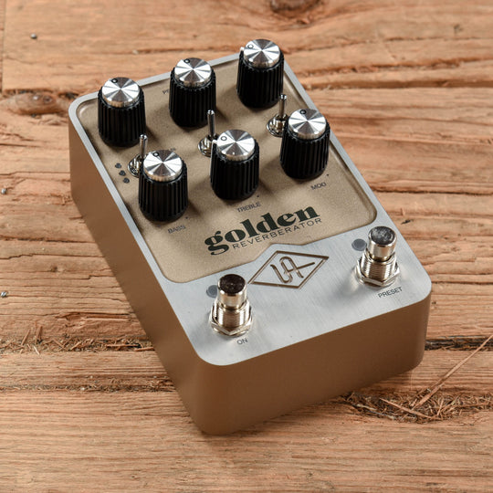 Universal Audio Golden Reverberator Effects and Pedals / Reverb