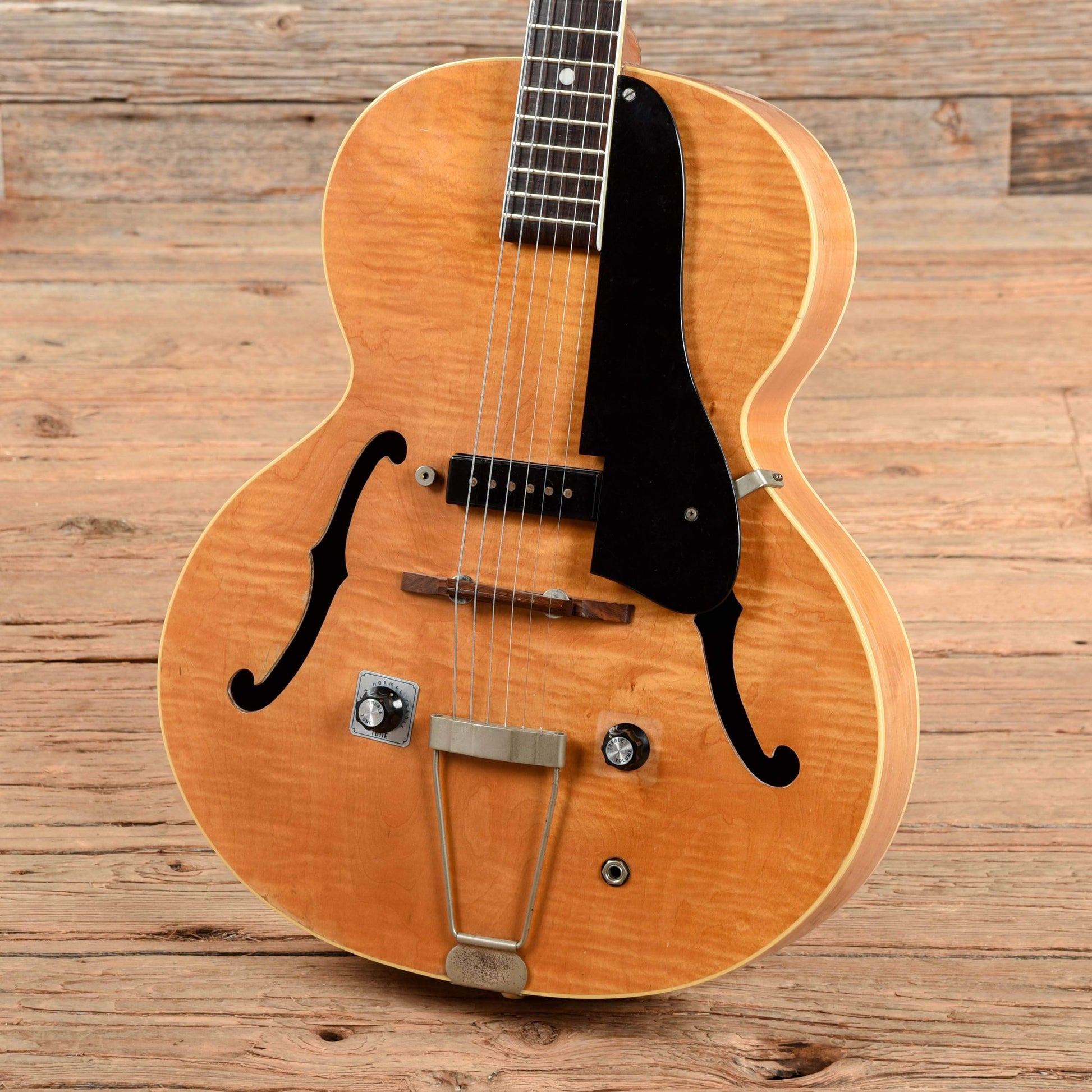 Vega Archtop Natural 1940s Electric Guitars / Hollow Body