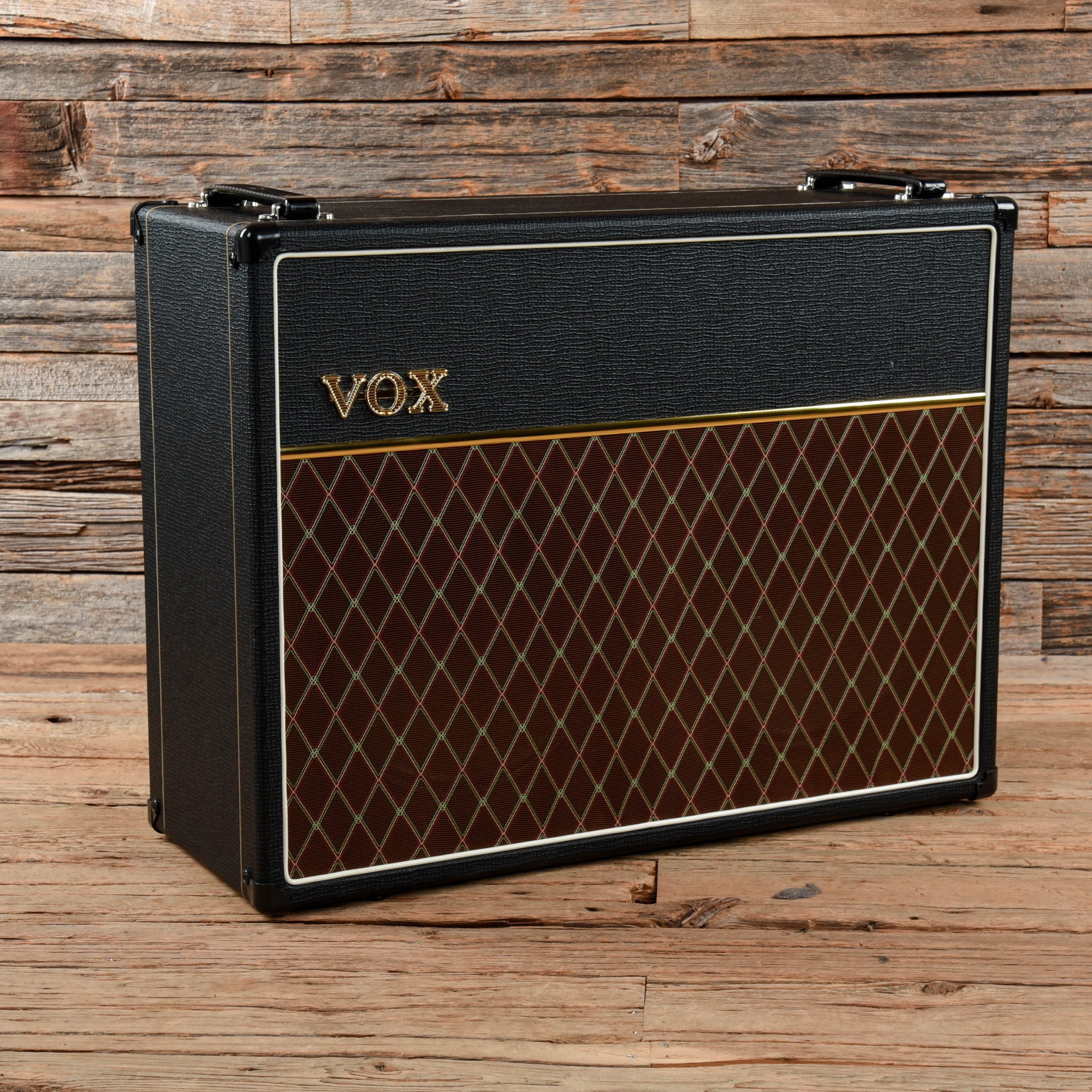 Vox orders 2x12 cabinet