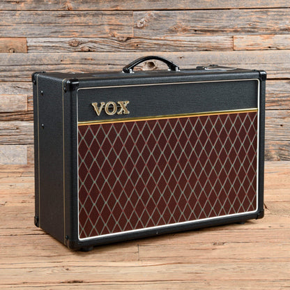 Vox AC15C1 Custom 2-Channel 15-Watt 1x12" Guitar Combo w/Footswitch Amps / Guitar Combos