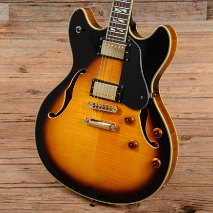 Washburn HB-35S Sunburst 1994 Electric Guitars / Semi-Hollow