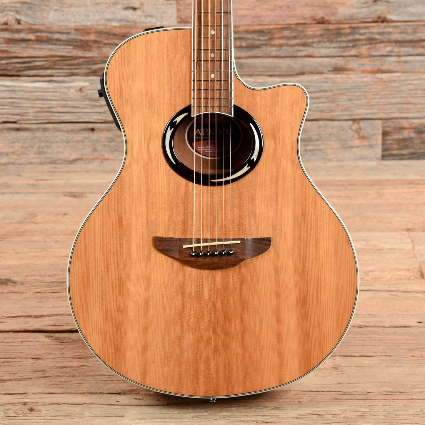 Yamaha APX500 Natural Acoustic Guitars / Built-in Electronics